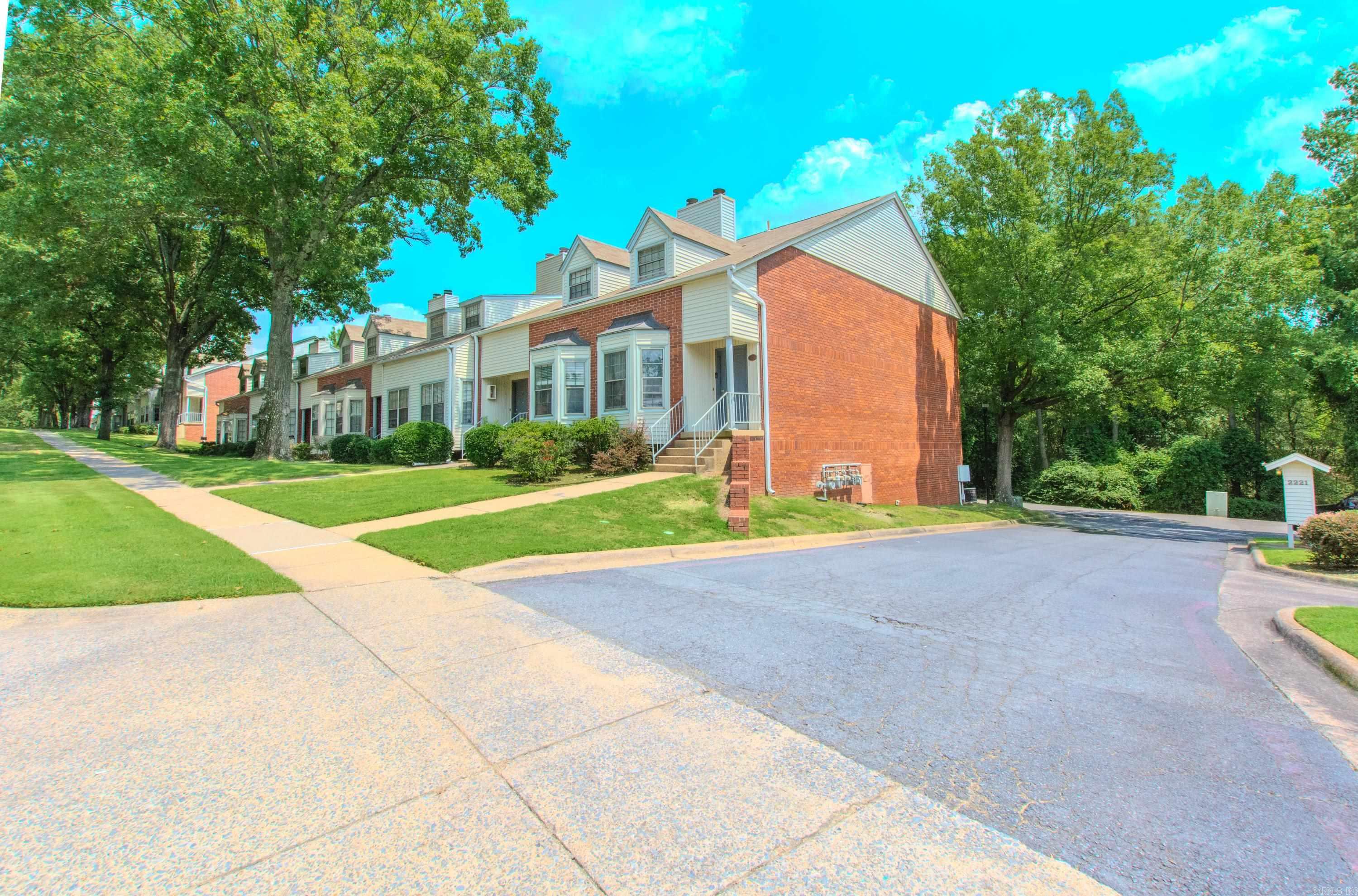 2221 Wentwood Valley Unit 47 Little Rock, AR