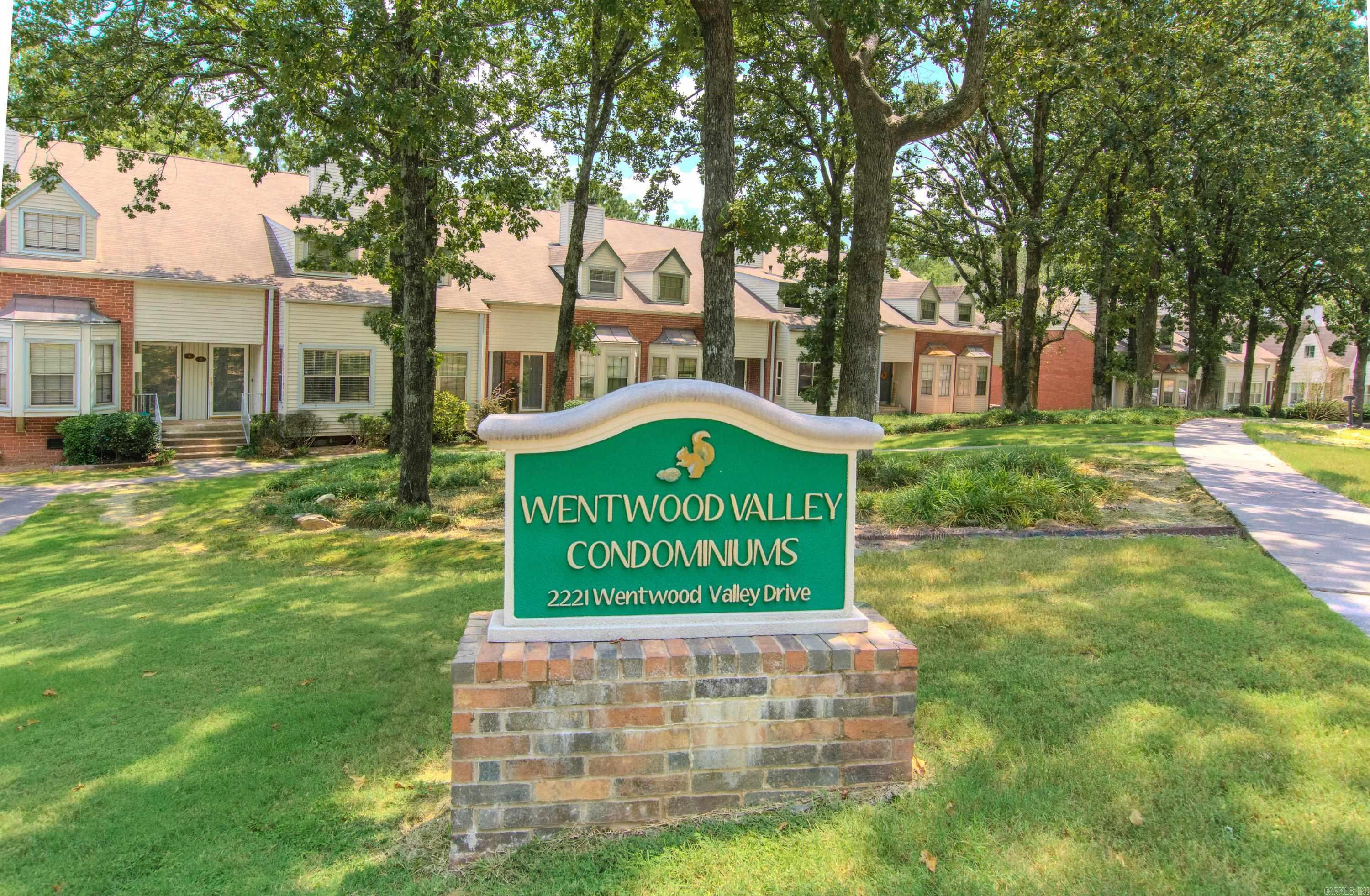 2221 Wentwood Valley Unit 47 Little Rock, AR