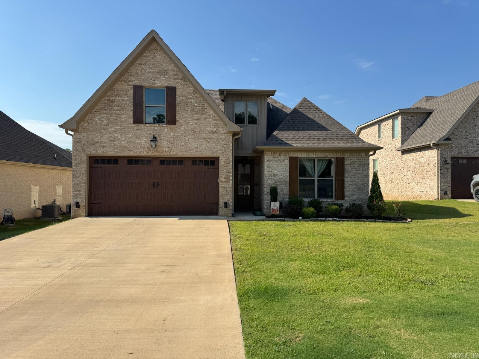 3413 Hudson Ct