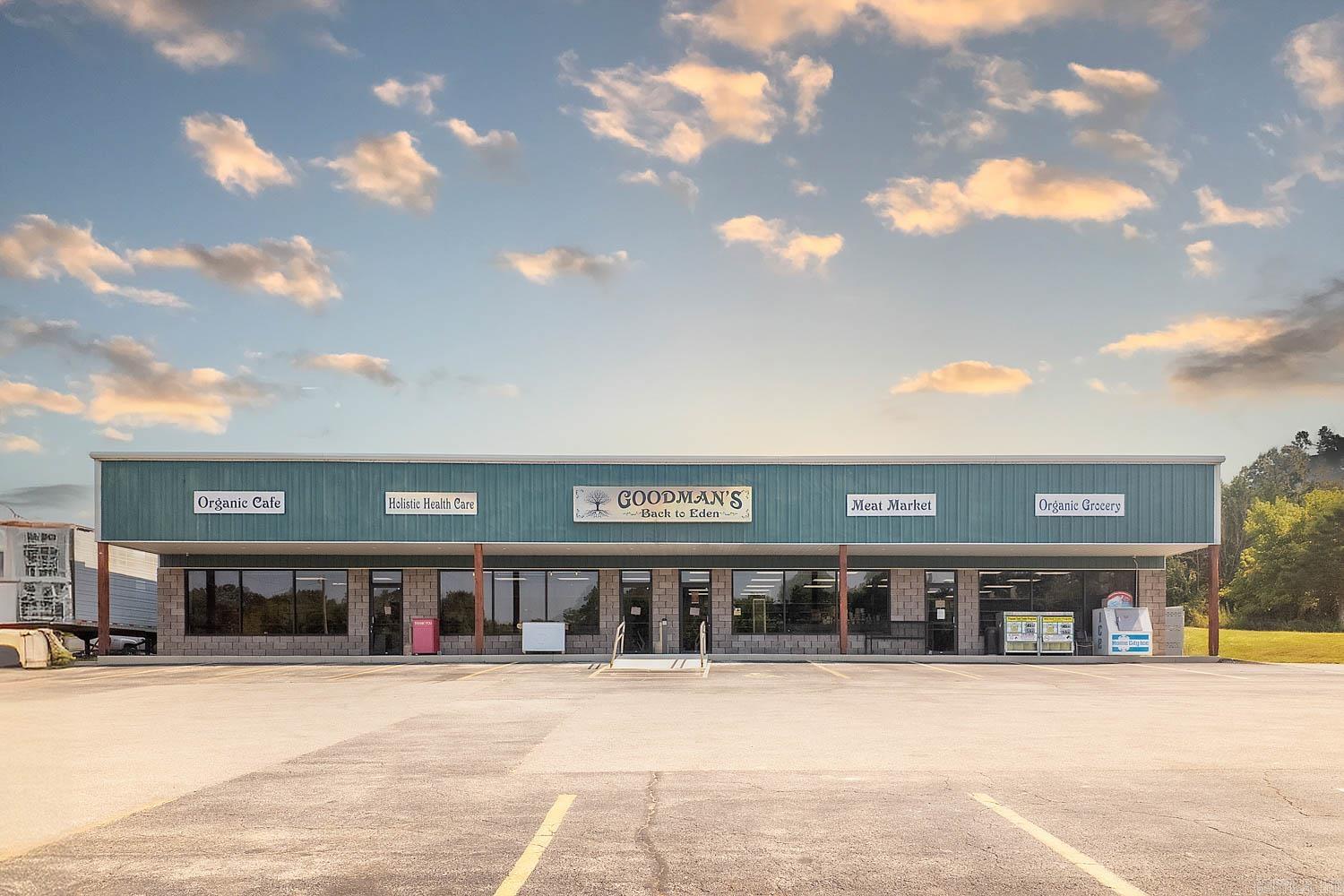 746 Highway 63 South  Mammoth Spring, AR