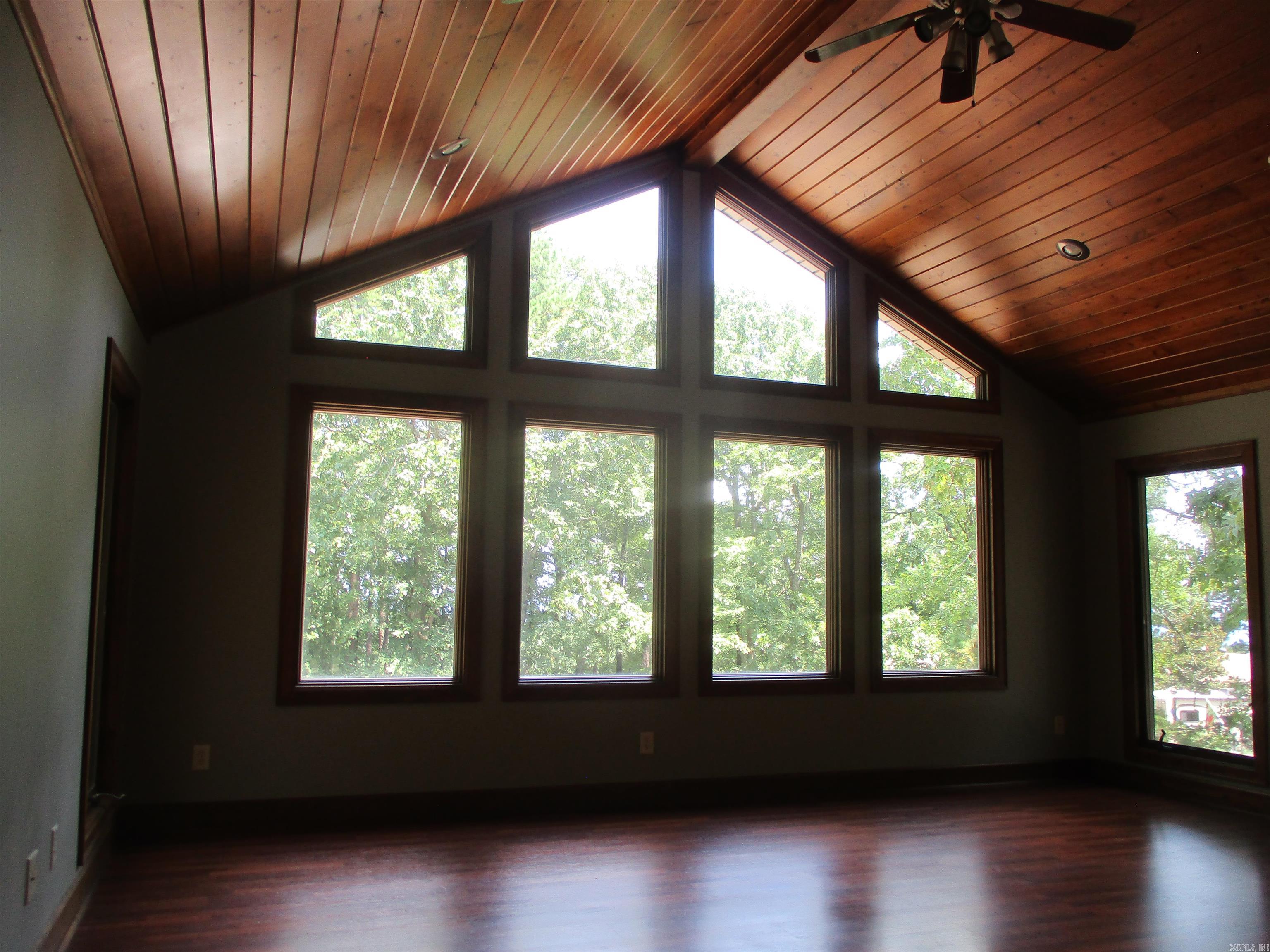 106 Eagle Ridge Trace  Fairfield Bay, AR