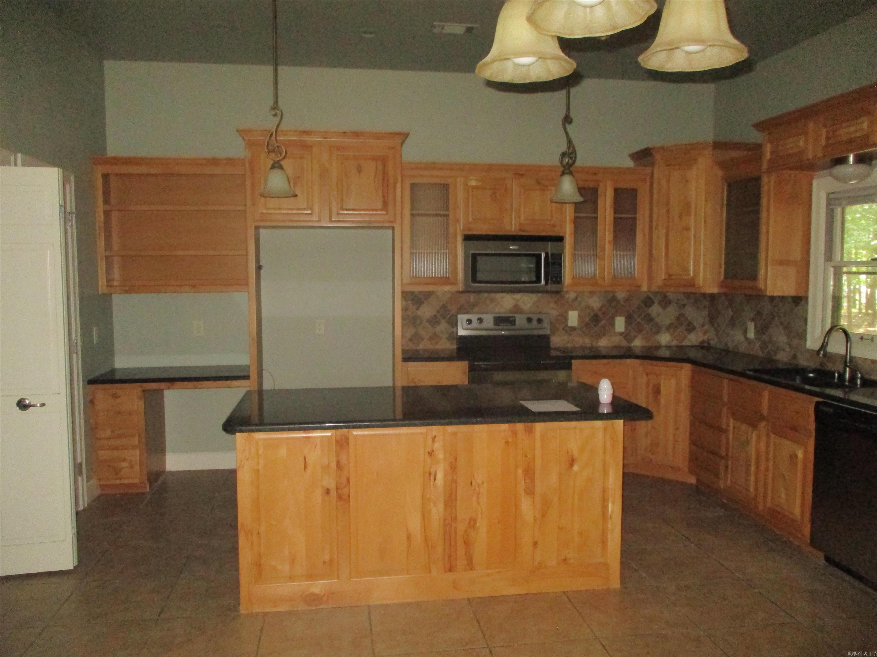 106 Eagle Ridge Trace  Fairfield Bay, AR