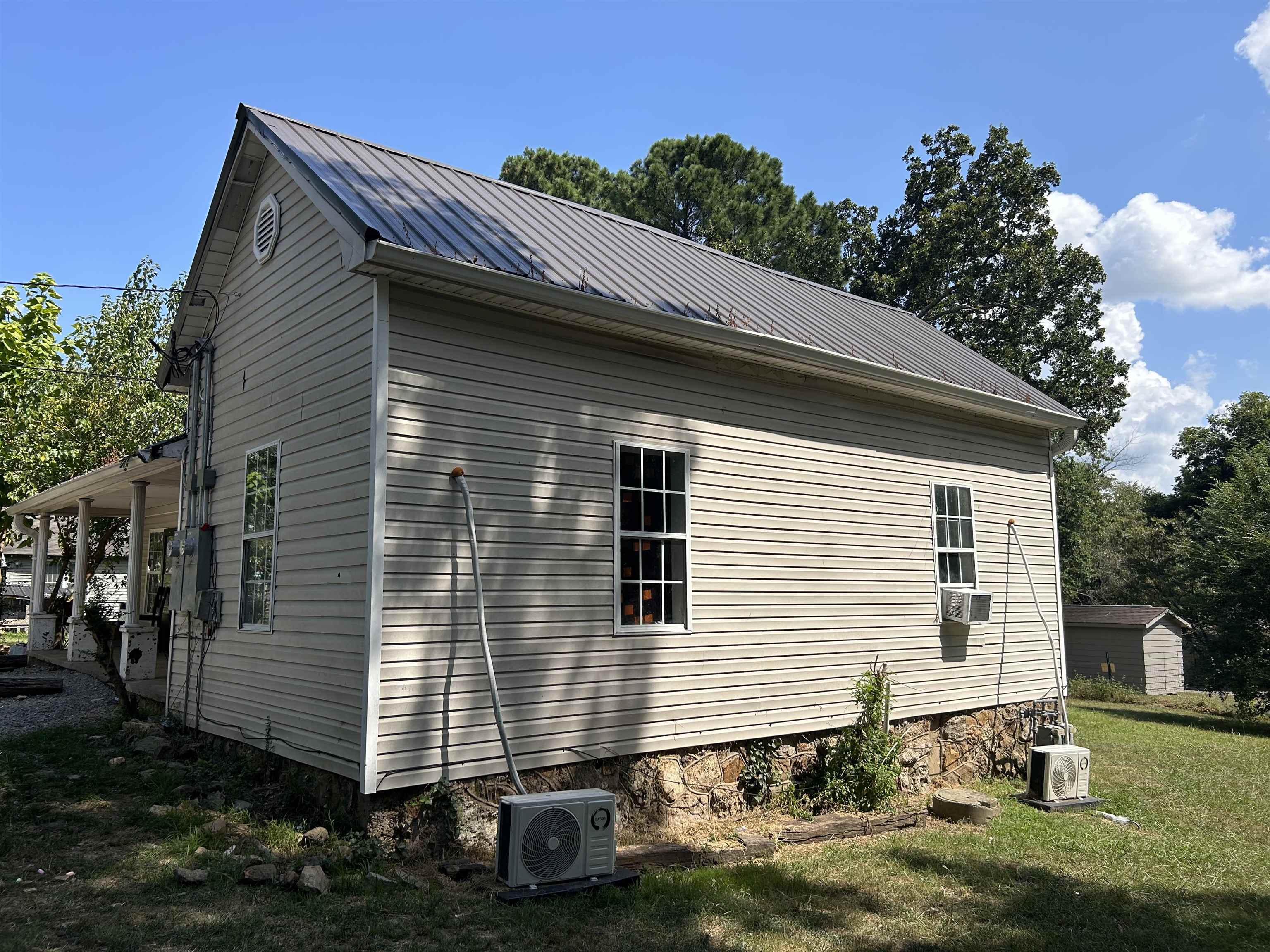 613 W Pine Street Pocahontas, AR 72455