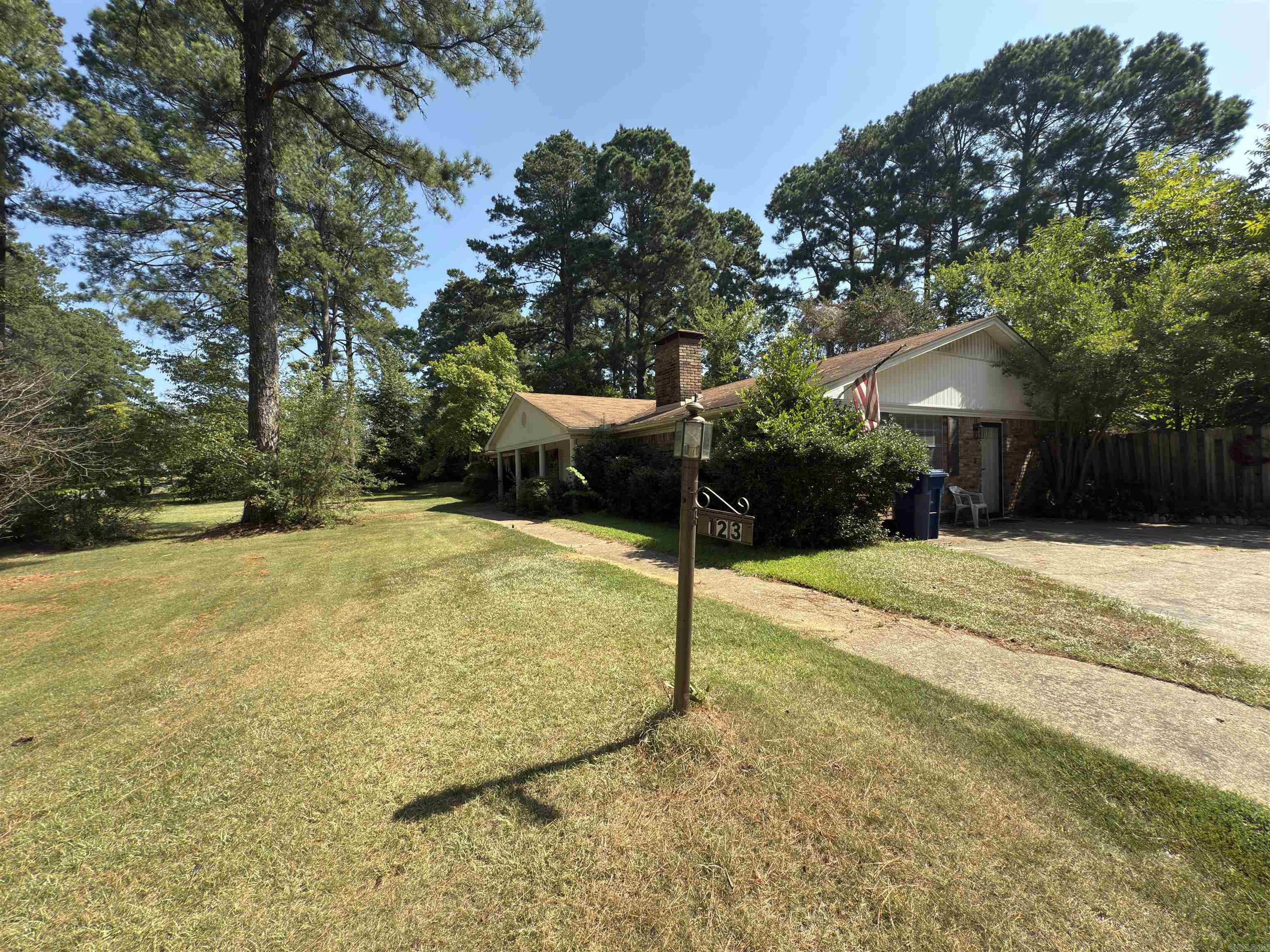 123 Berg Avenue  Camden, AR