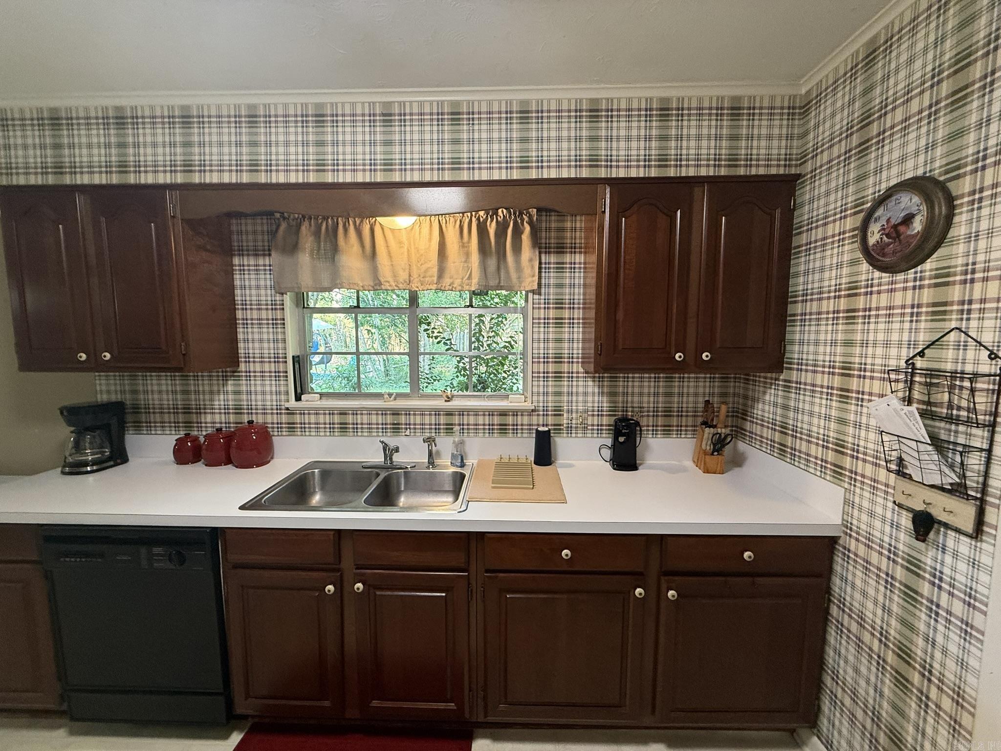 123 Berg Avenue  Camden, AR