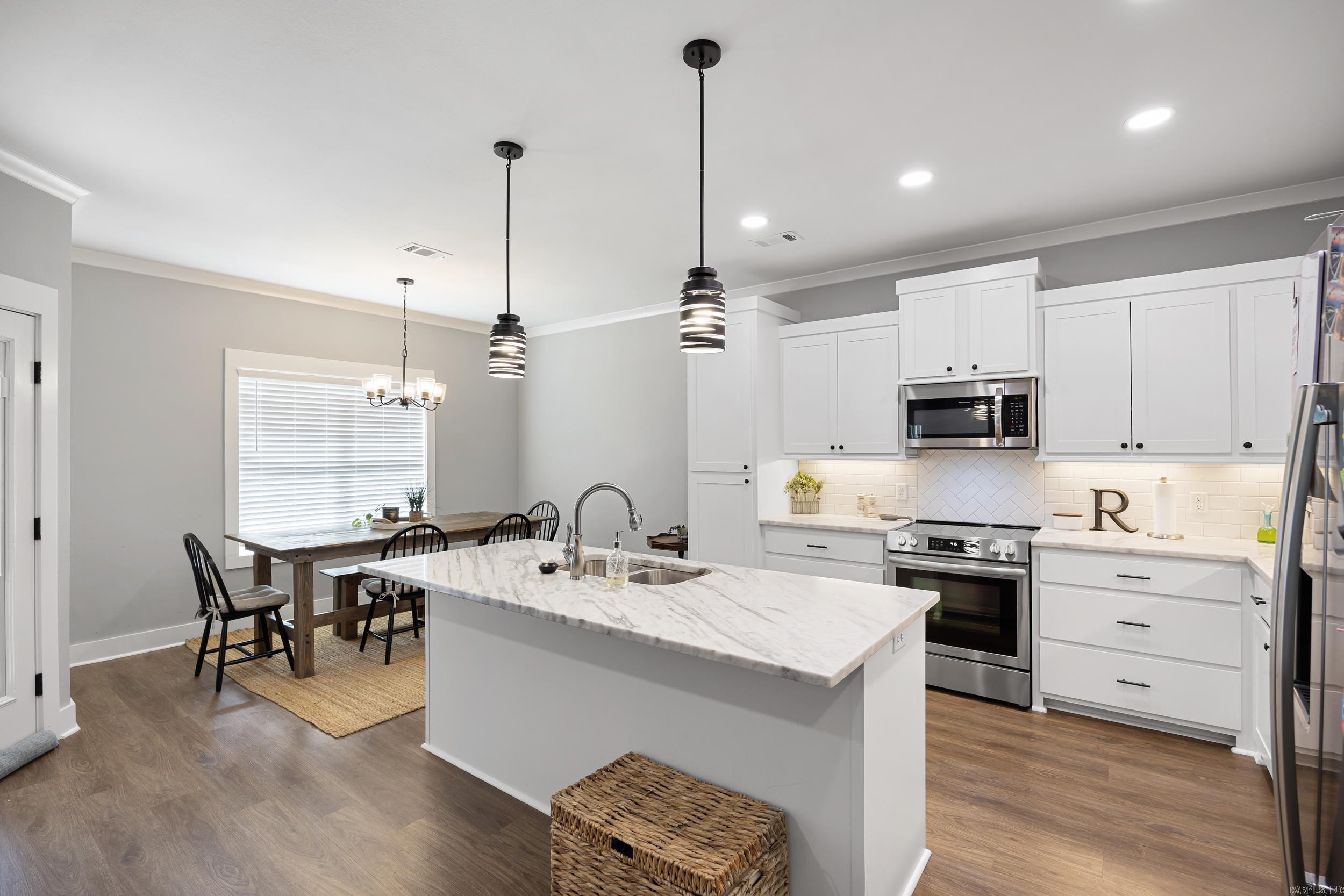 38 Sunset  Morrilton, AR