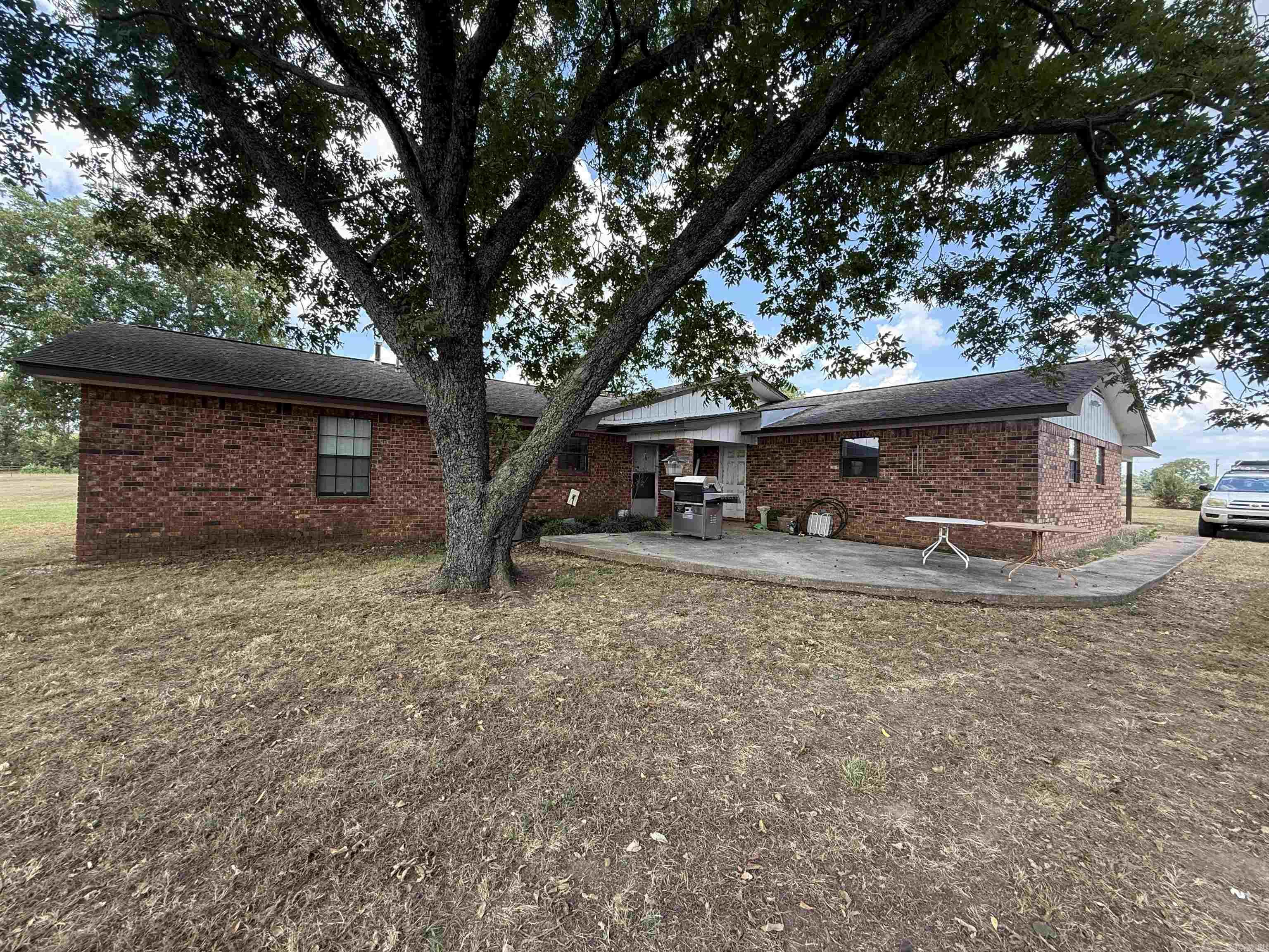 1652 Cornbridge Road Nashville, AR 71852