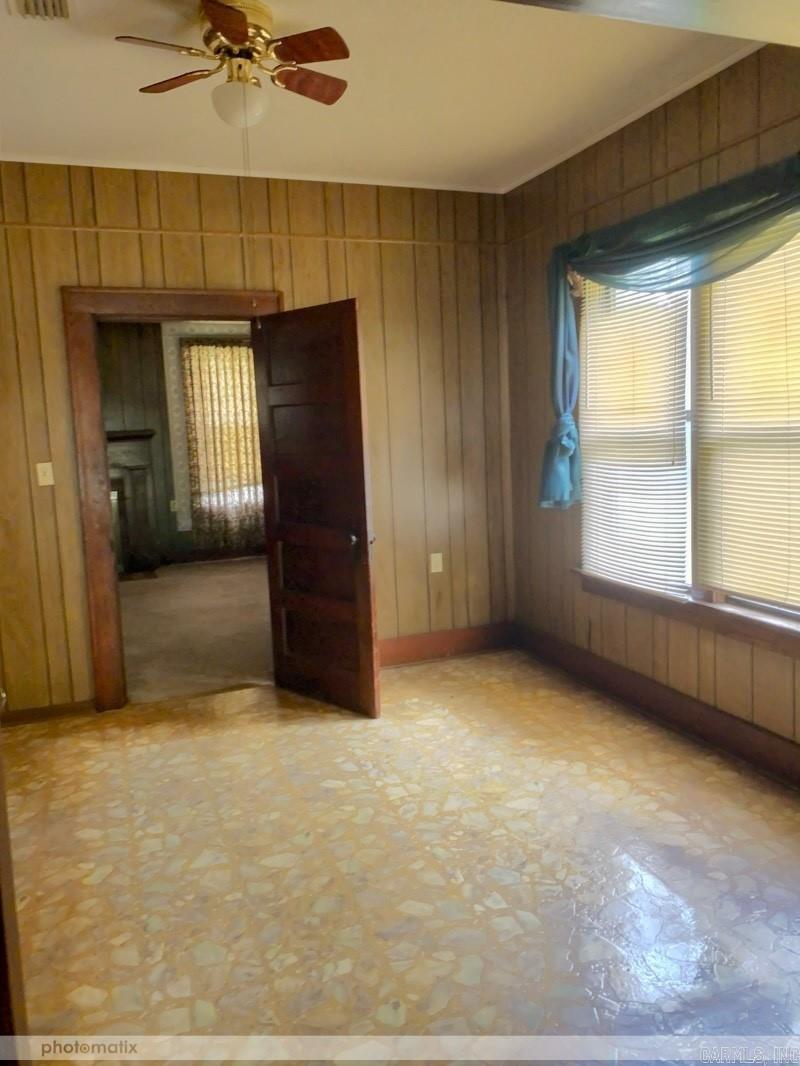 560 N 63  Warren, AR