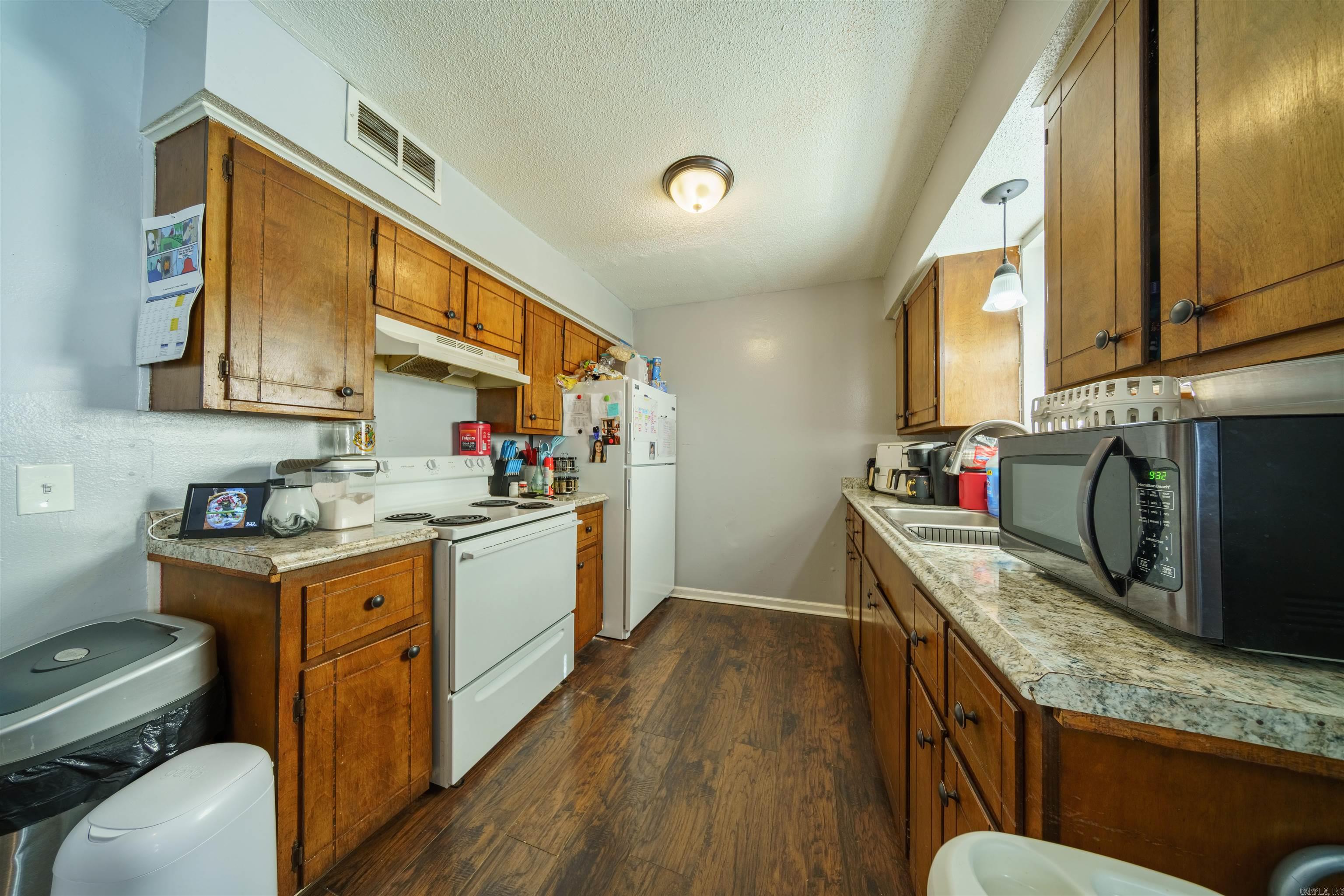 20 Skinner  Batesville, AR