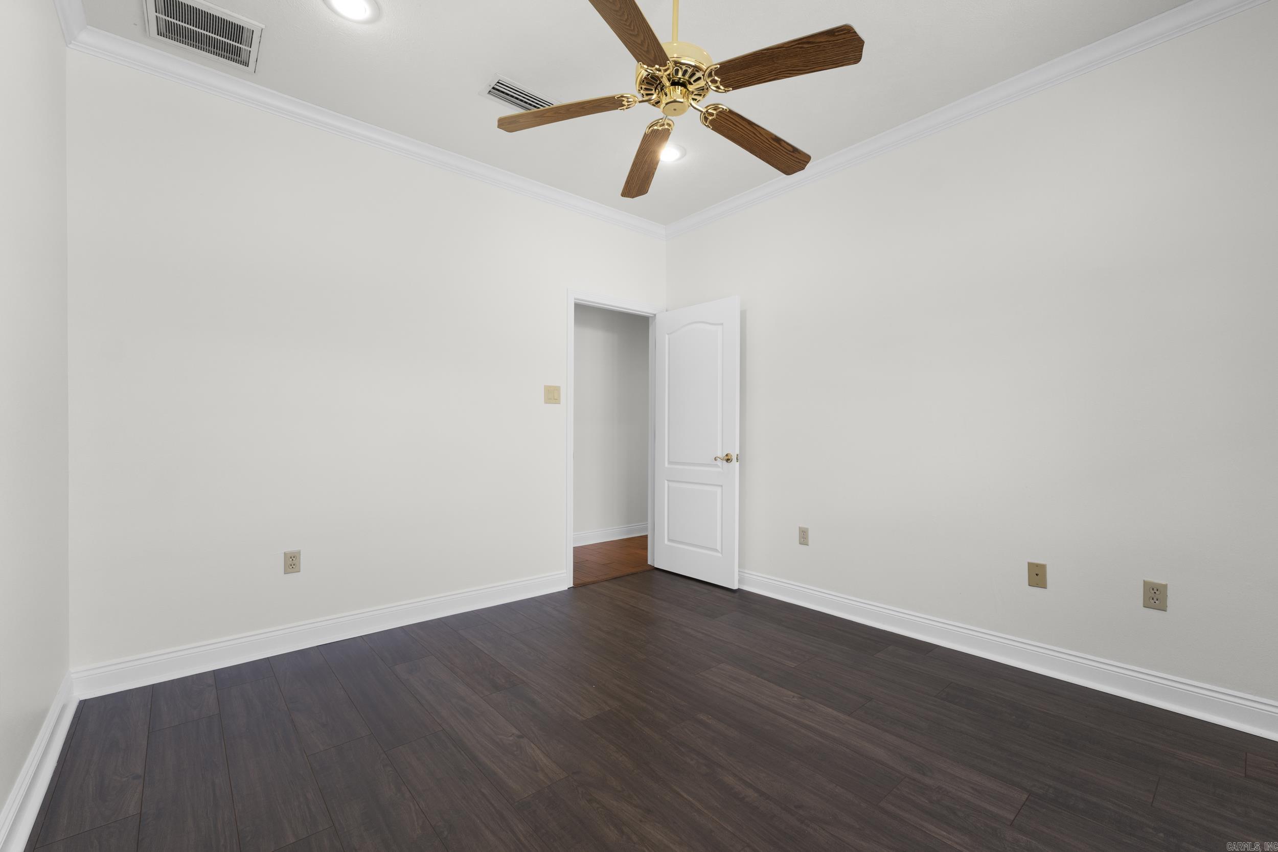930 Enderlin  Conway, AR