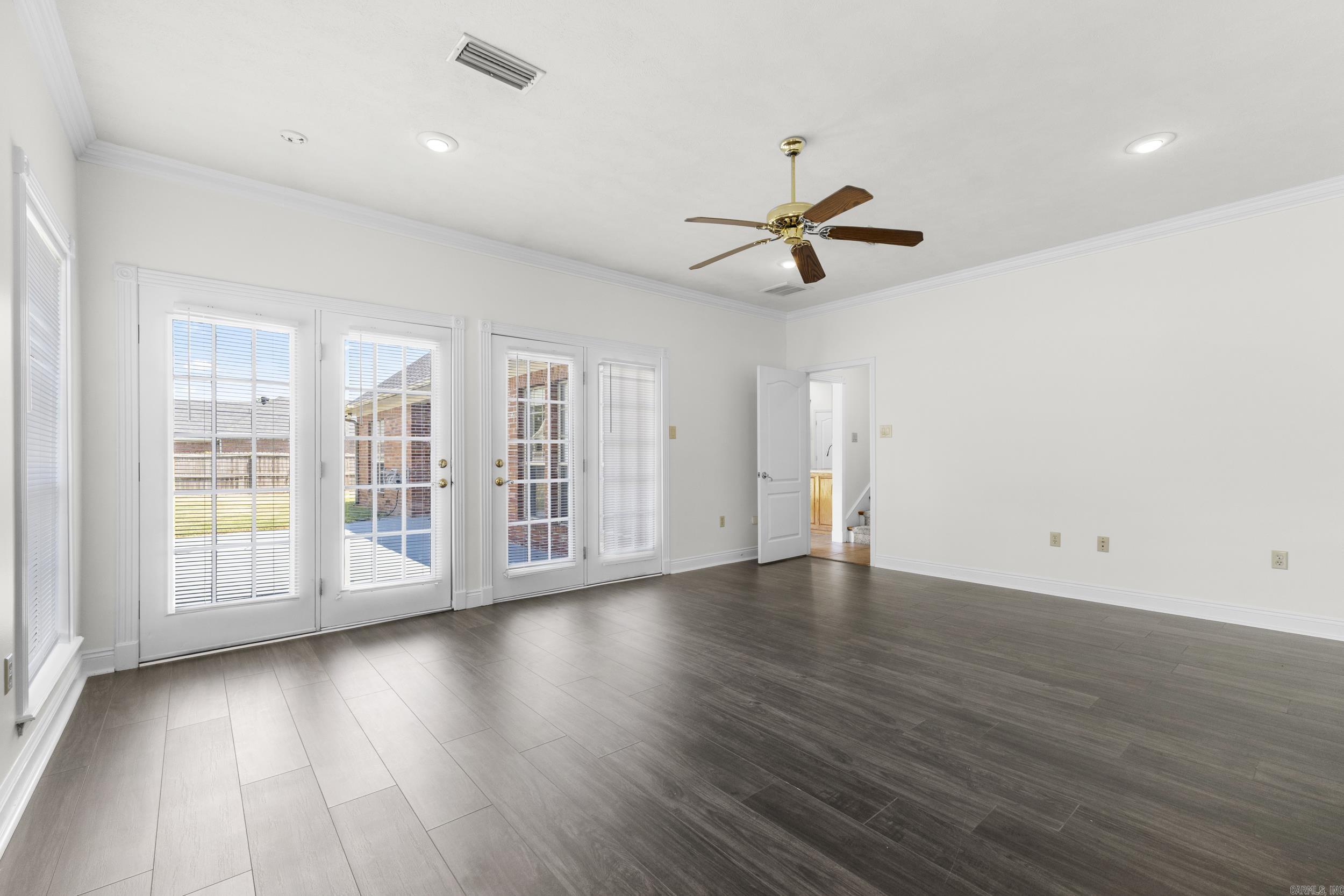930 Enderlin  Conway, AR