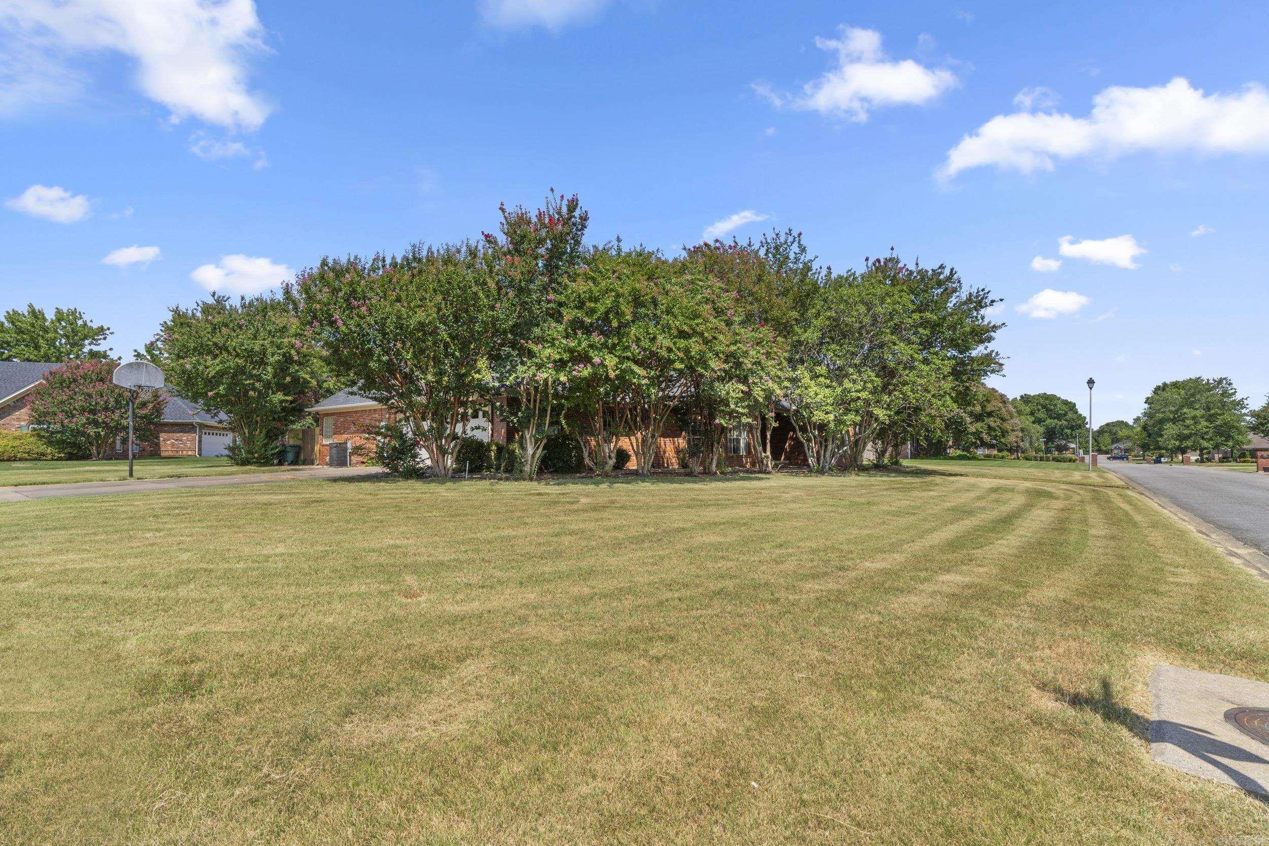930 Enderlin  Conway, AR
