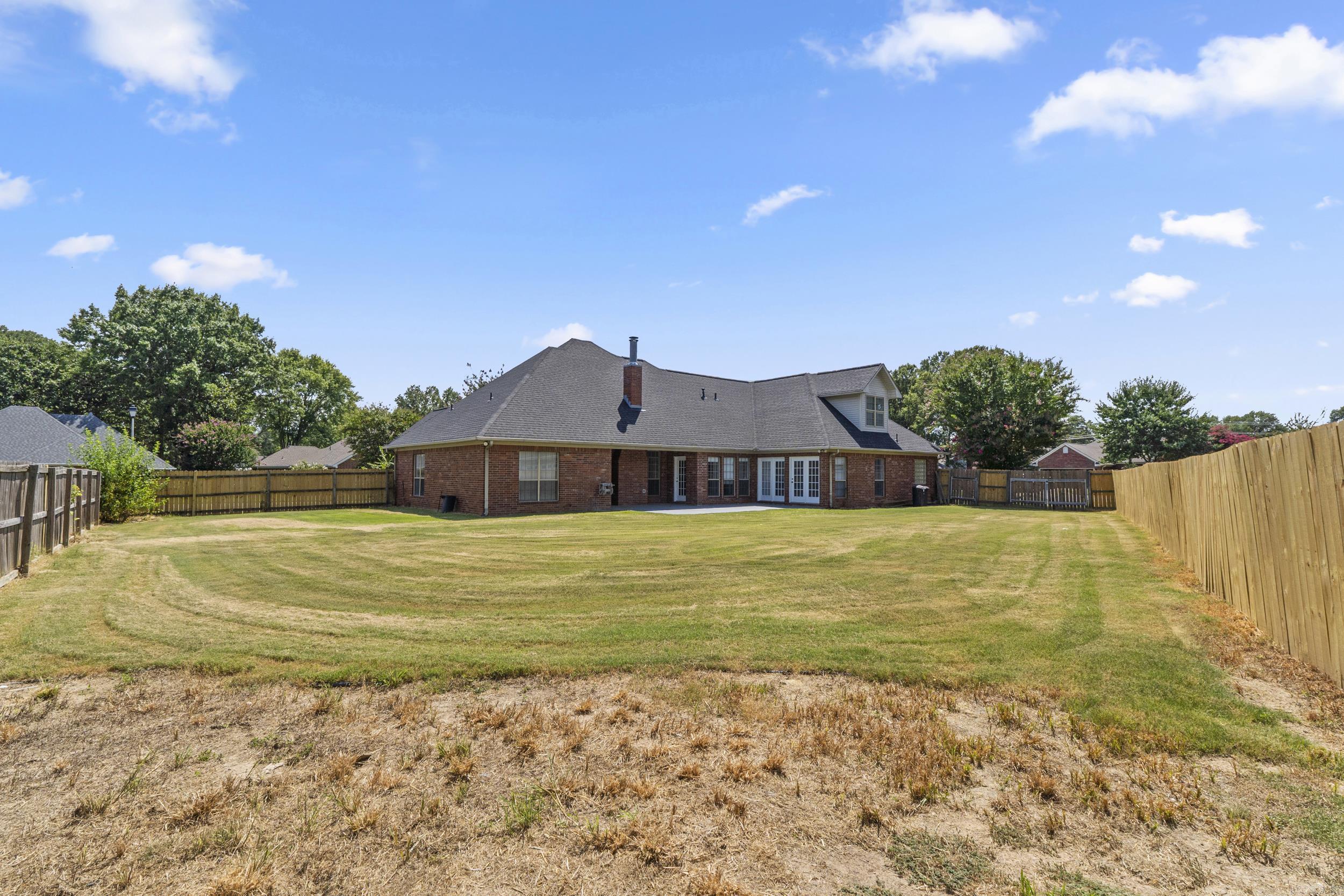 930 Enderlin  Conway, AR