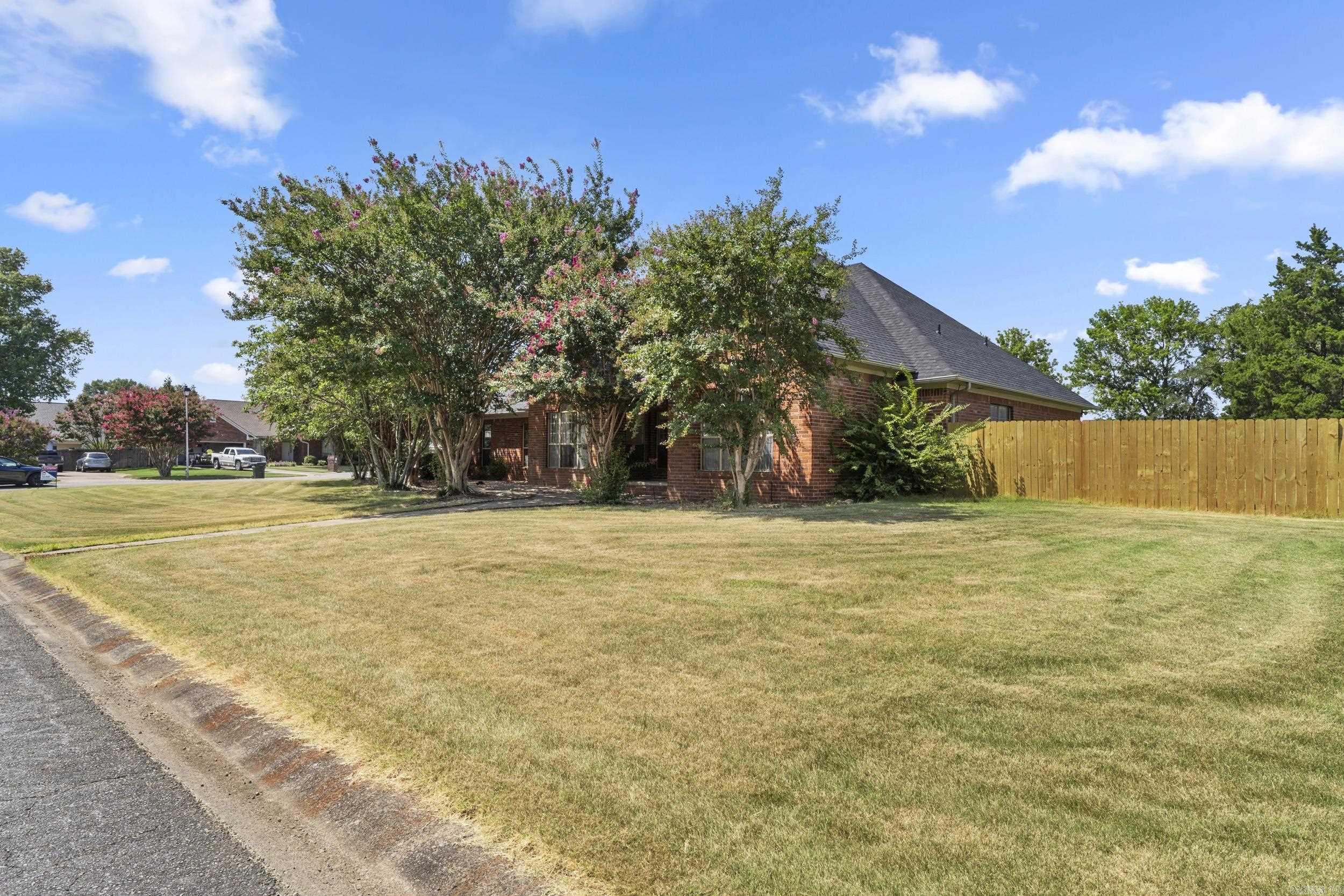 930 Enderlin  Conway, AR