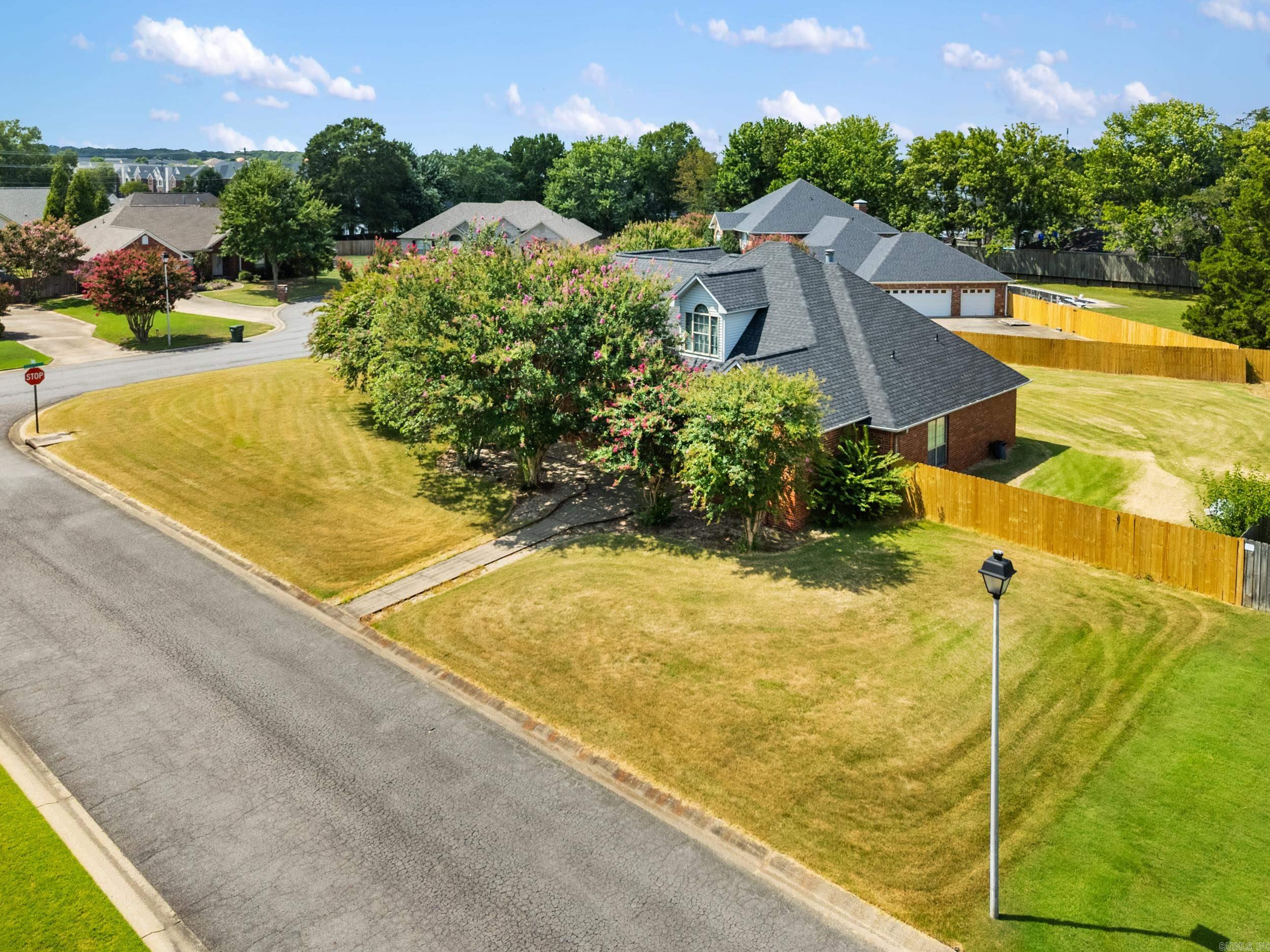 930 Enderlin  Conway, AR