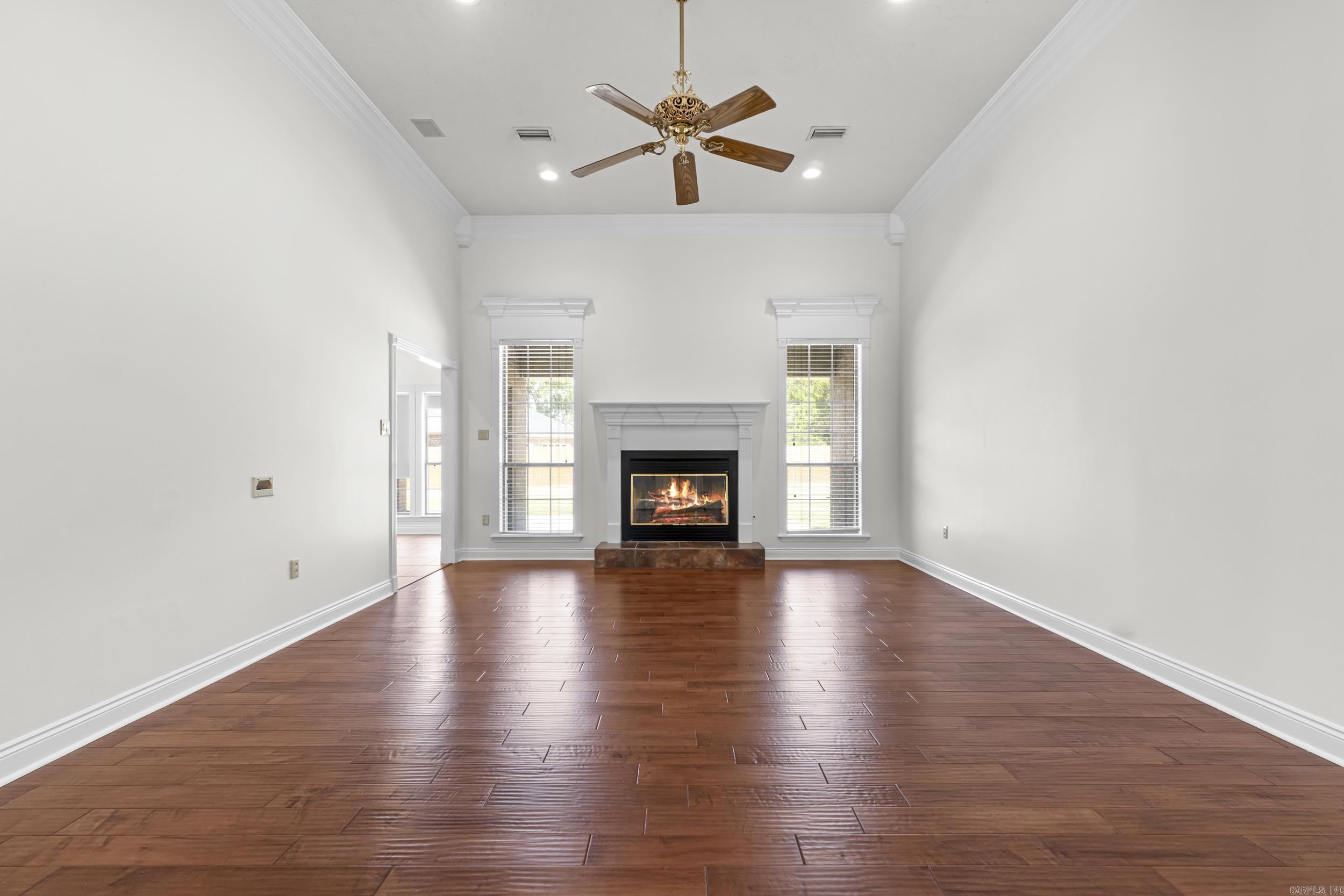 930 Enderlin  Conway, AR