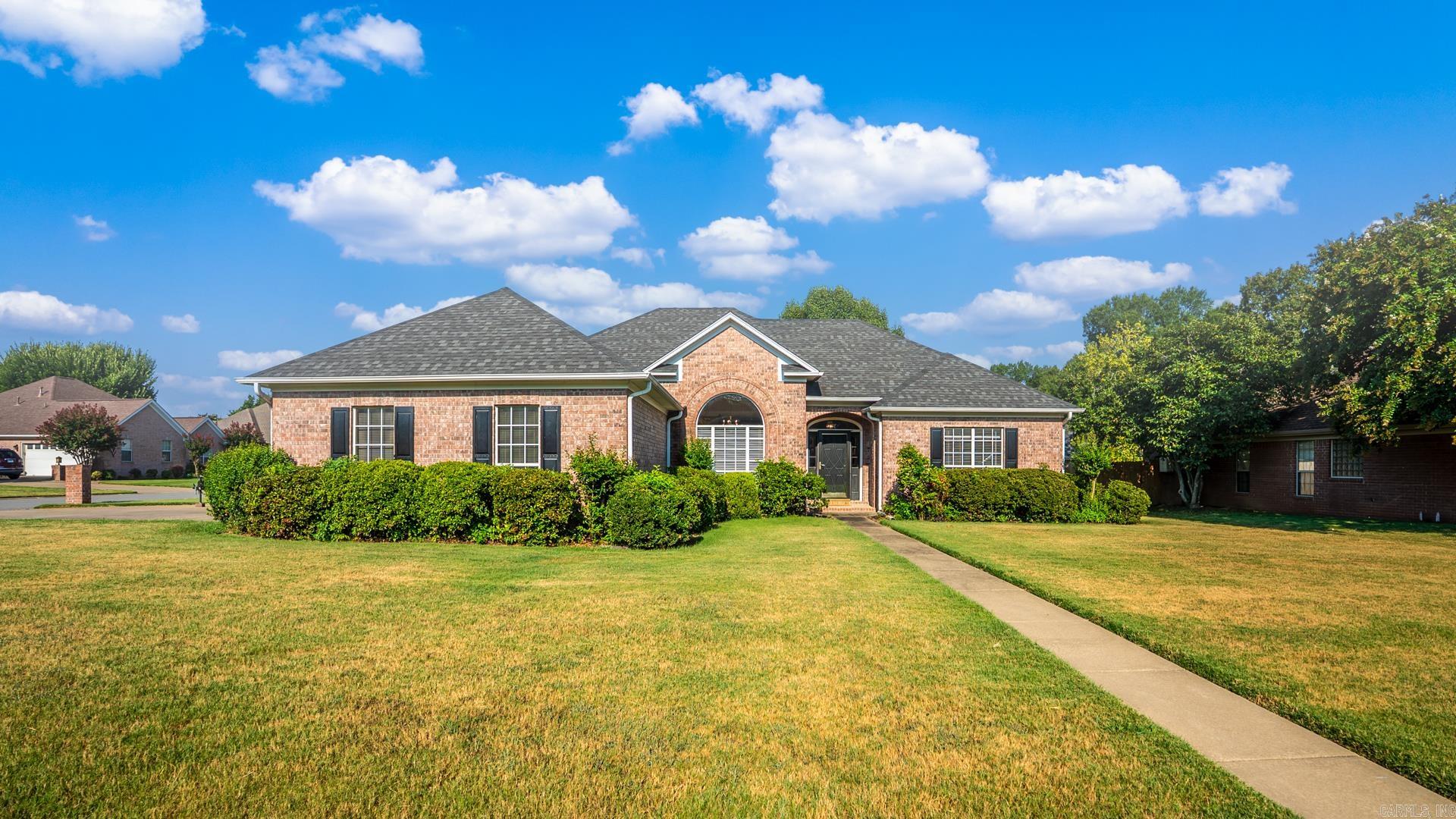 1325 Clarence Drive Conway, AR 72034-2009