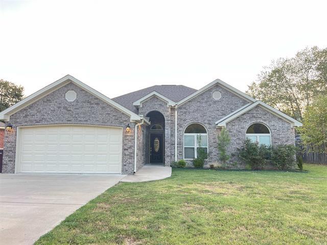 102  Farah  White Hall, AR