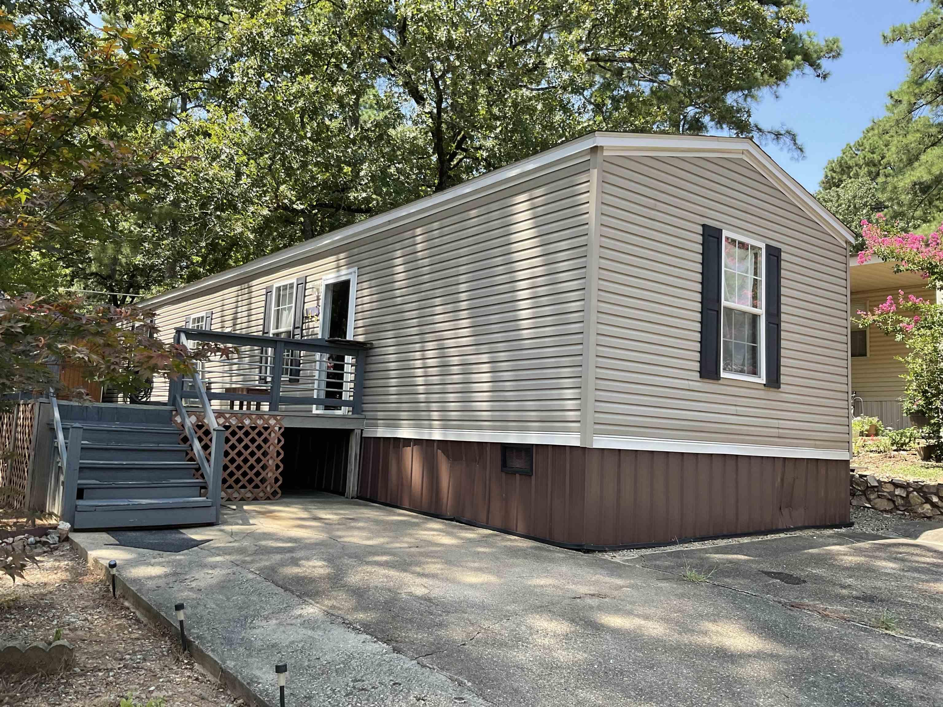 145 Wilderness Ln  Hot Springs, AR