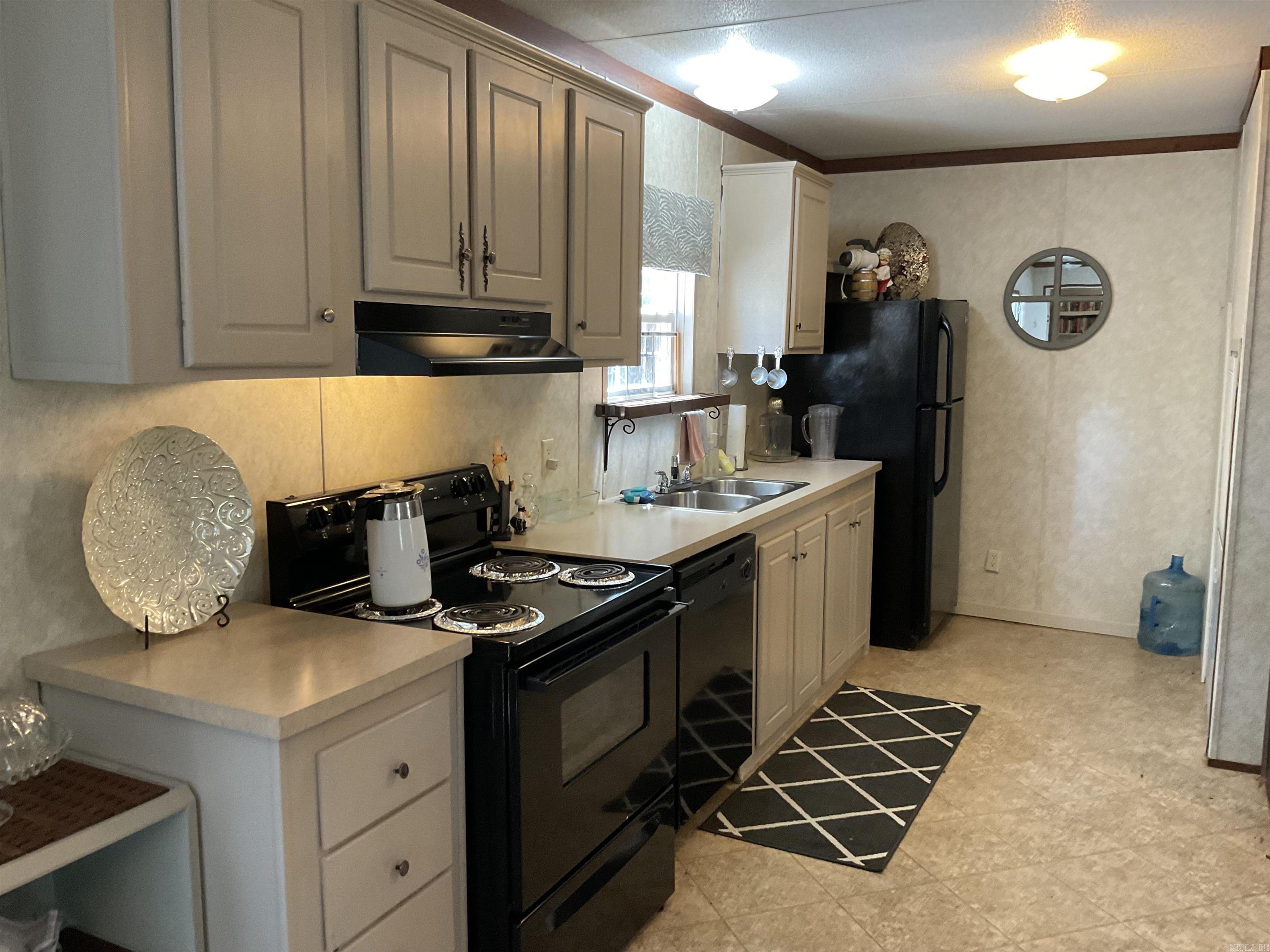 145 Wilderness Ln  Hot Springs, AR