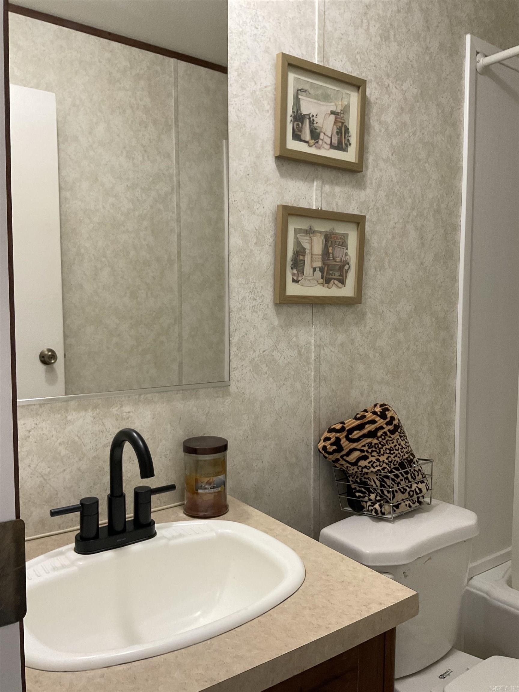 145 Wilderness Ln  Hot Springs, AR