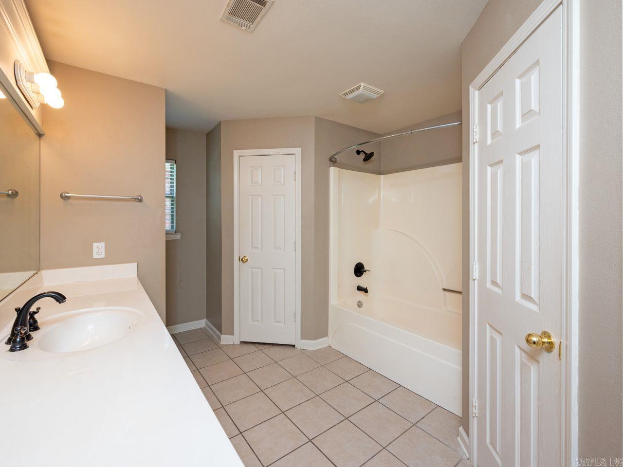 14158 Shady  North Little Rock, AR