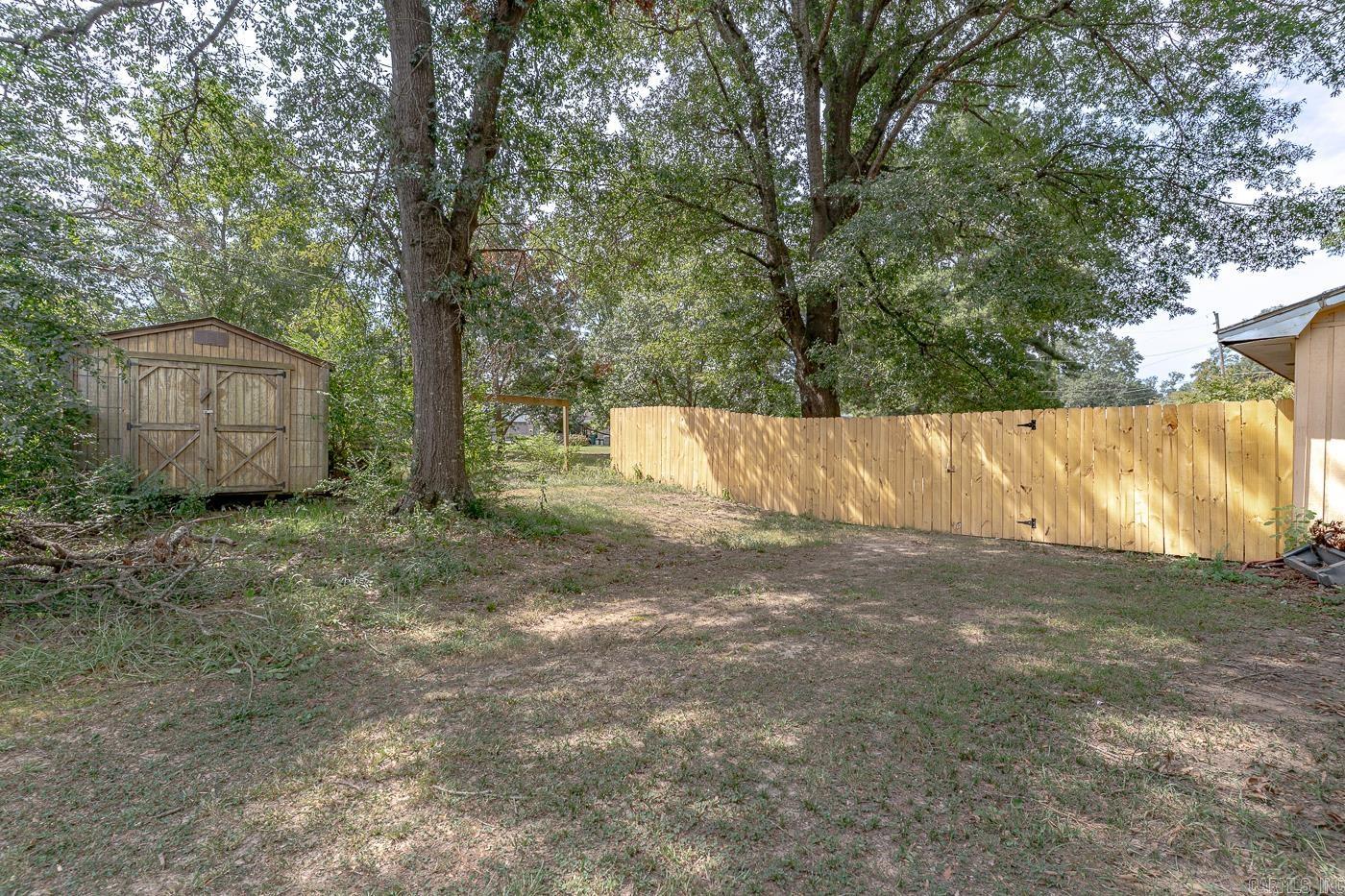 1313 W 10th  DeWitt, AR