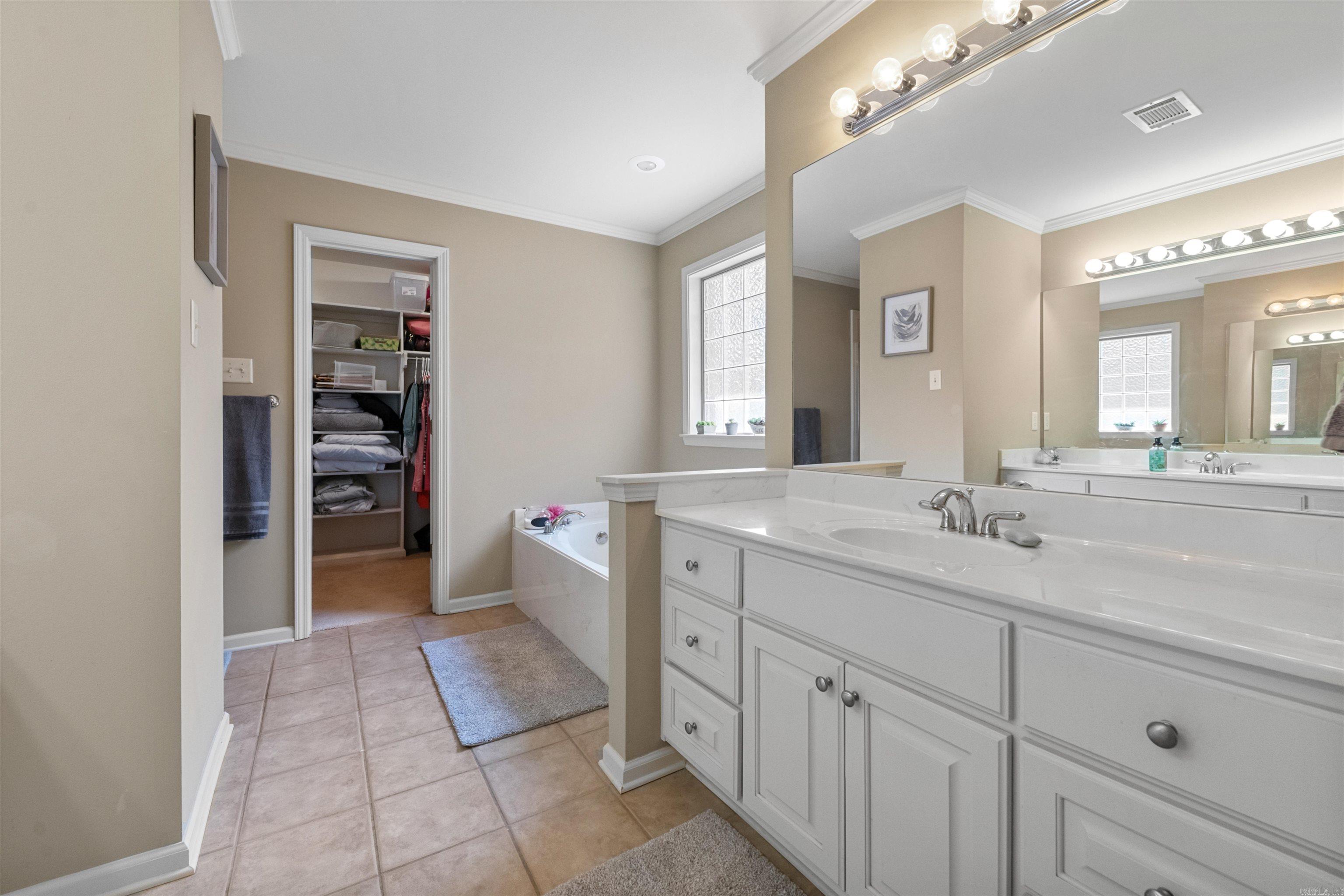 7000 Park Meadows  Sherwood, AR