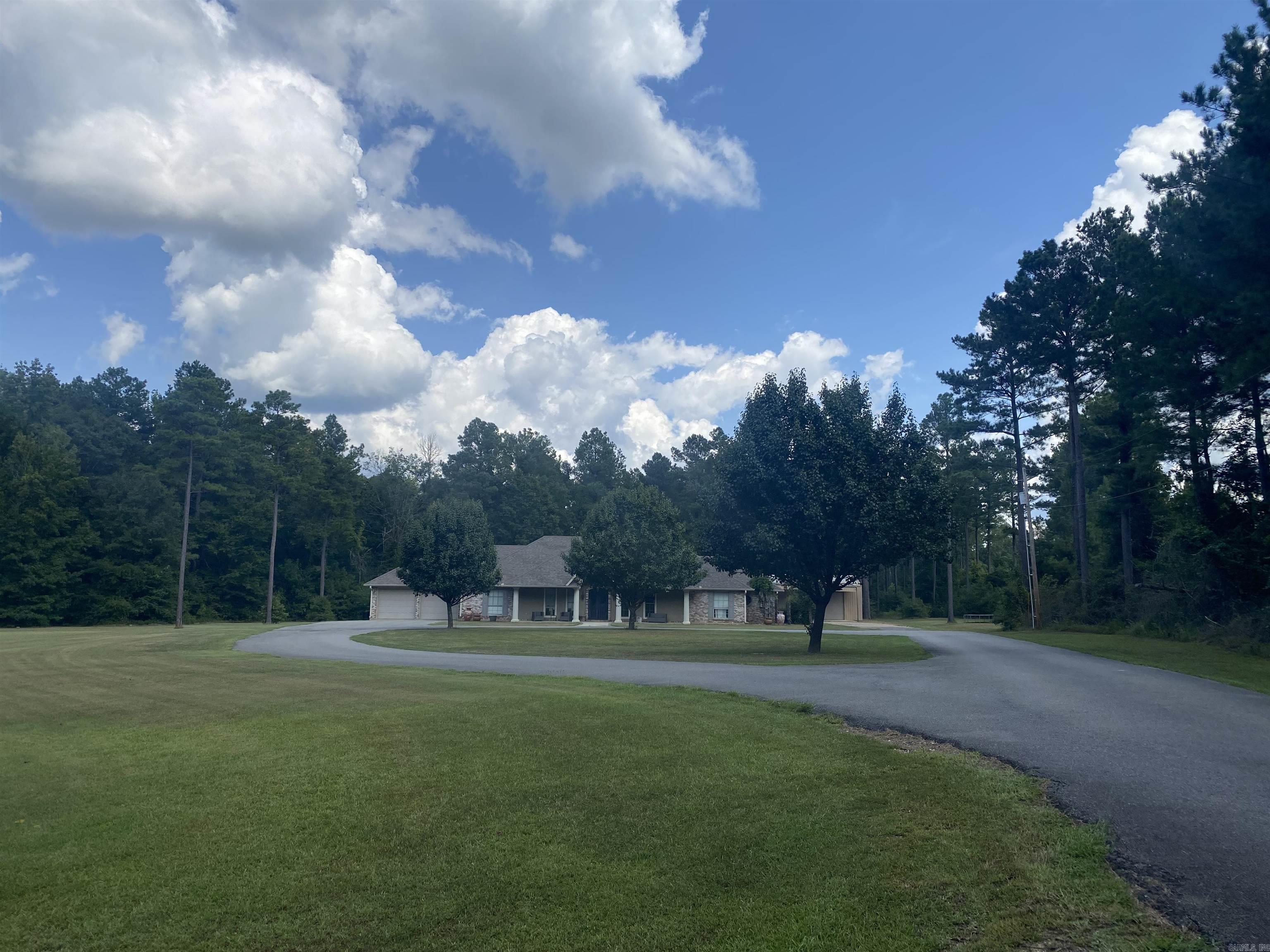 1362 Highway 82  Crossett, AR
