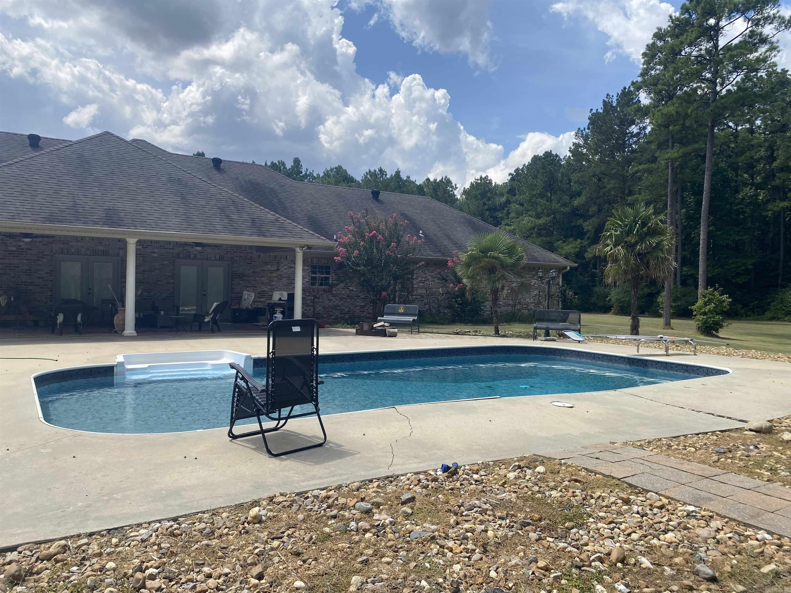1362 Highway 82  Crossett, AR