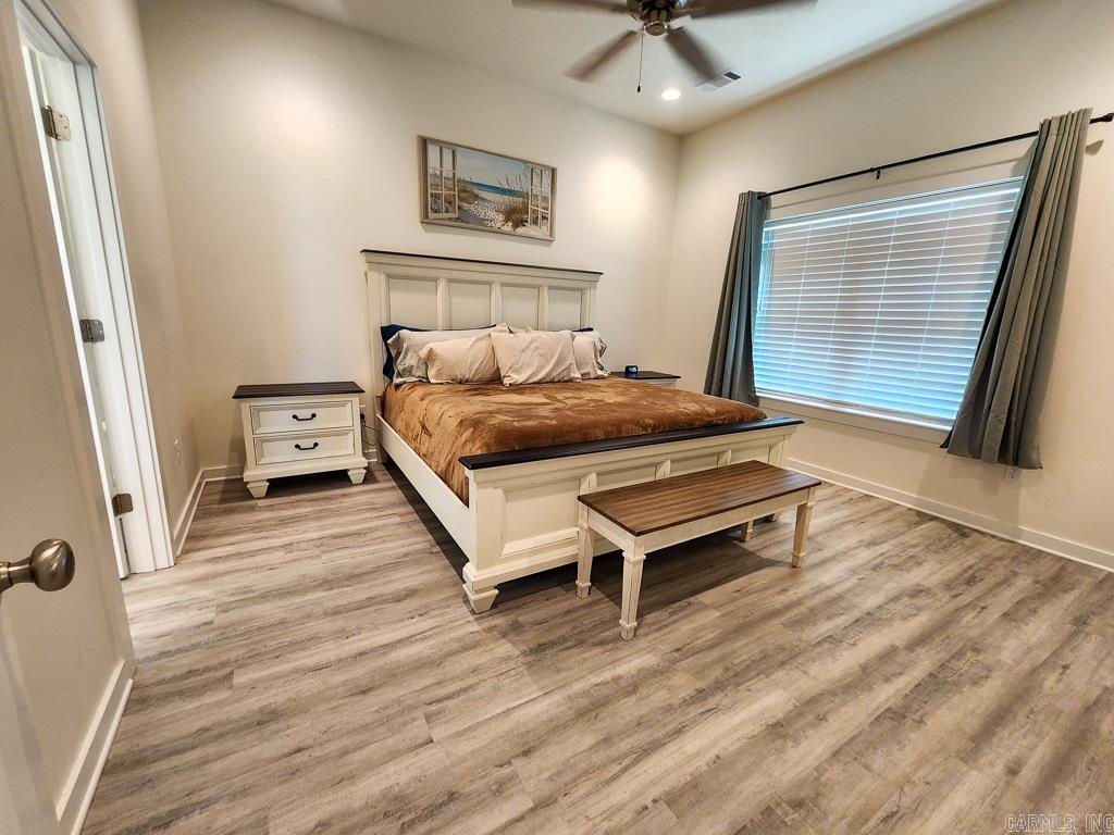 10 Oaks Lane  Wooster, AR