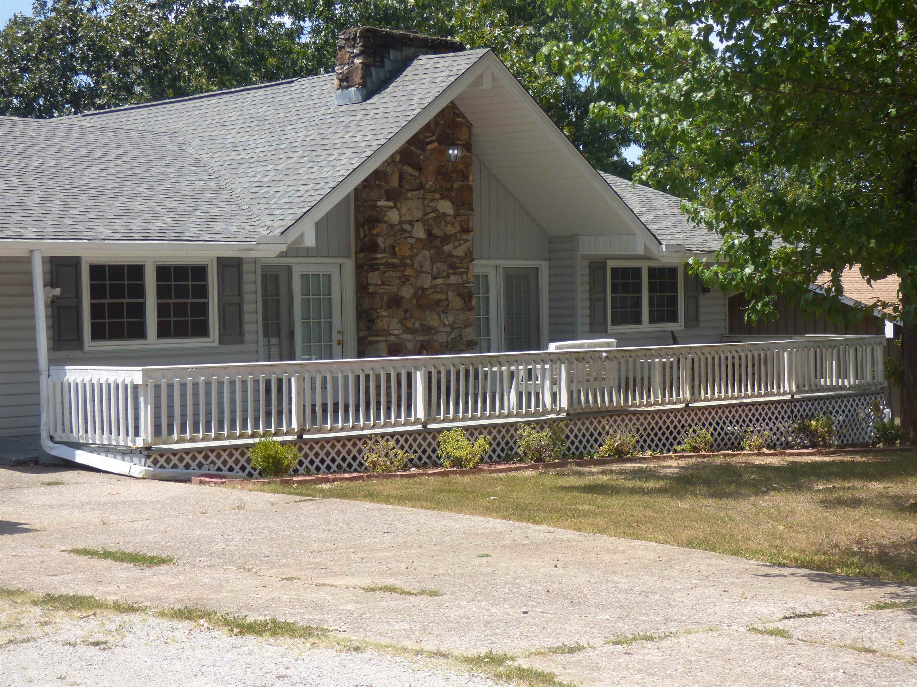 3 Mishemokwa  Cherokee Village, AR