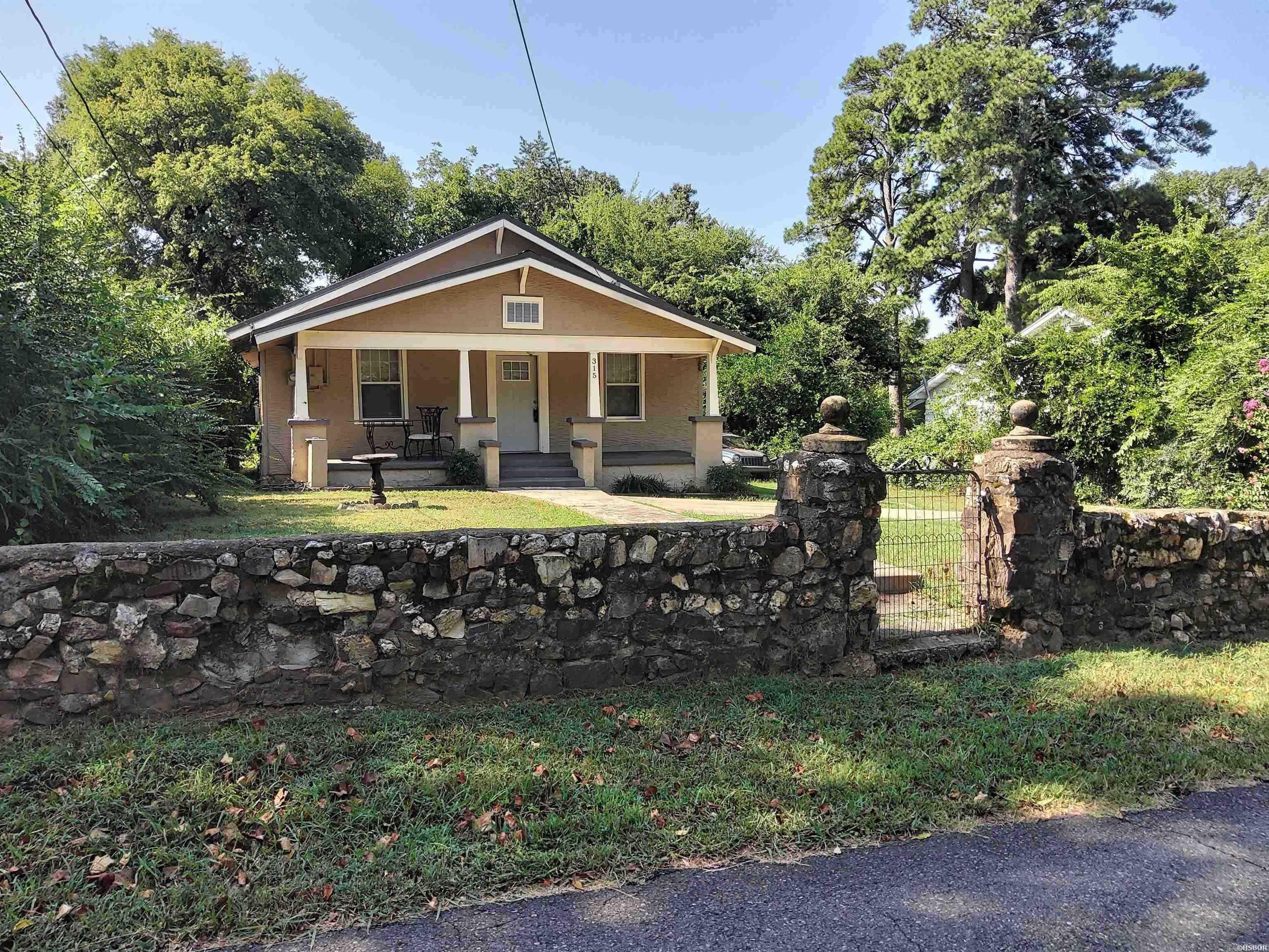 315 Vineyard  Hot Springs, AR