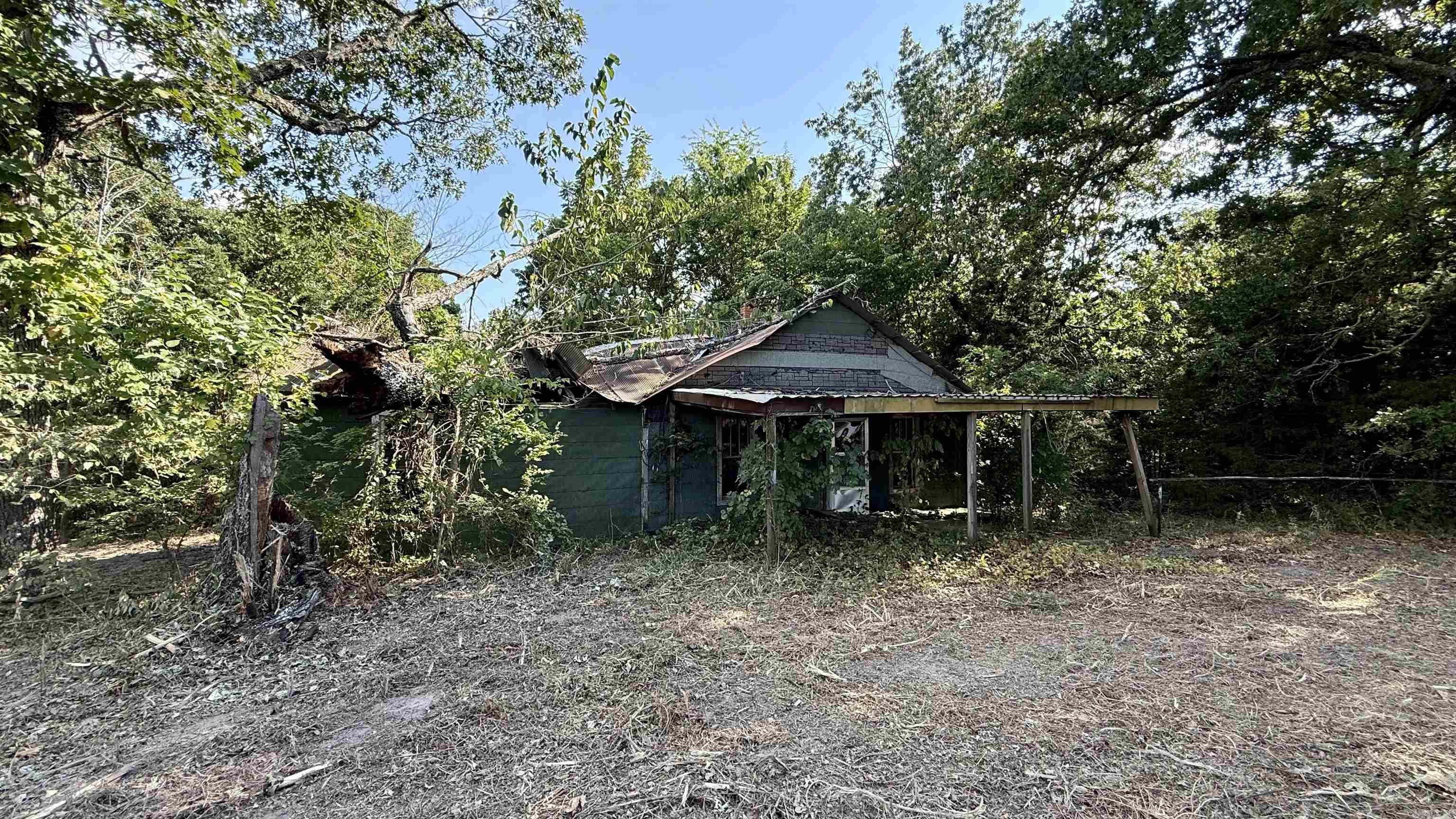 00 N 27  Marshall, AR