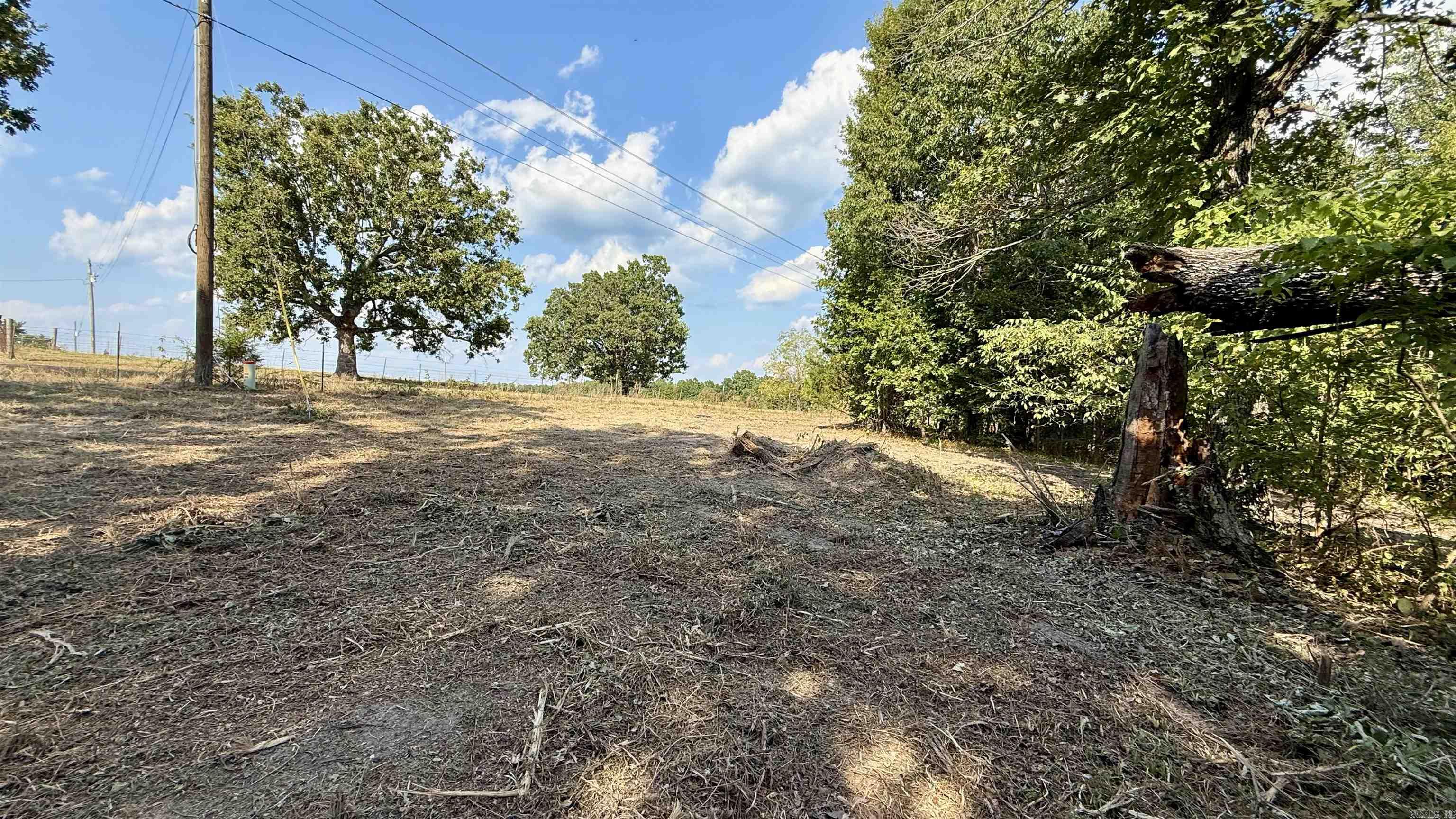 00 N 27  Marshall, AR