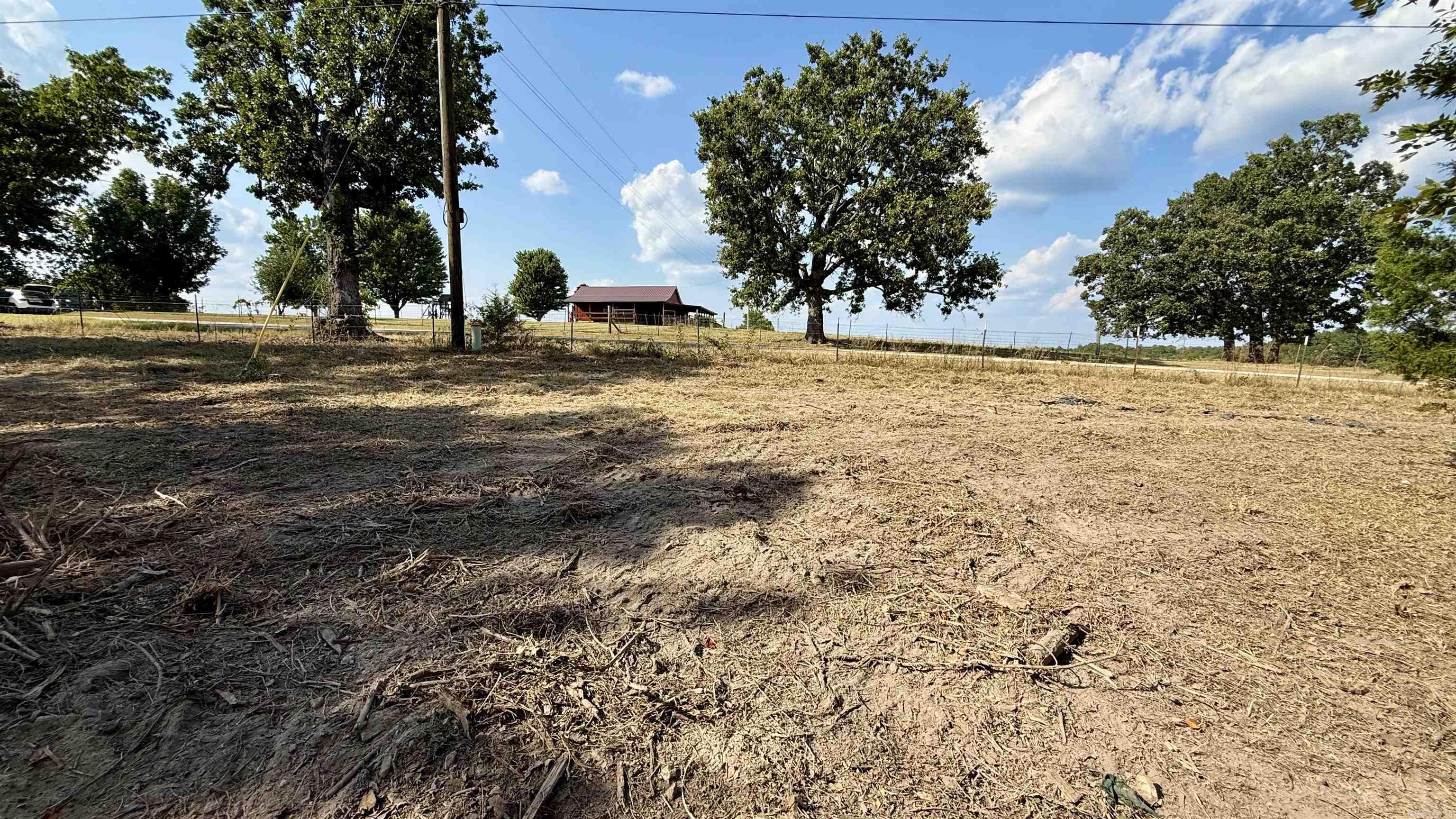 00 N 27  Marshall, AR