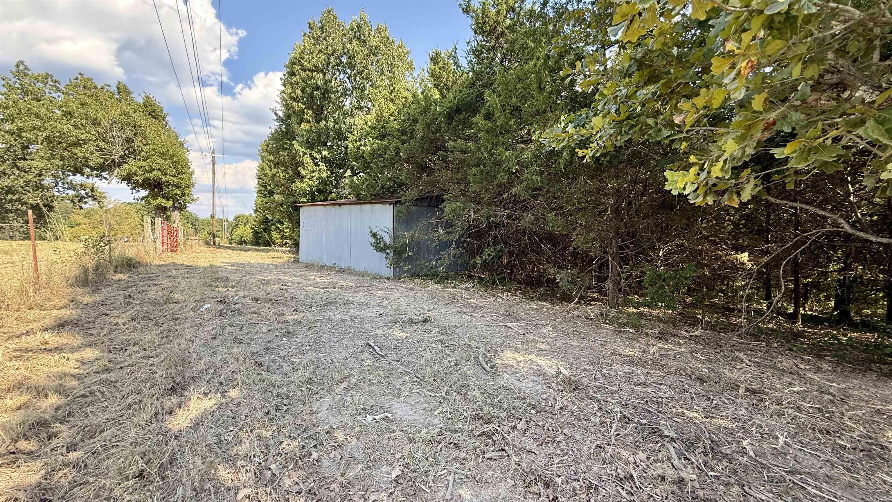 00 N 27  Marshall, AR