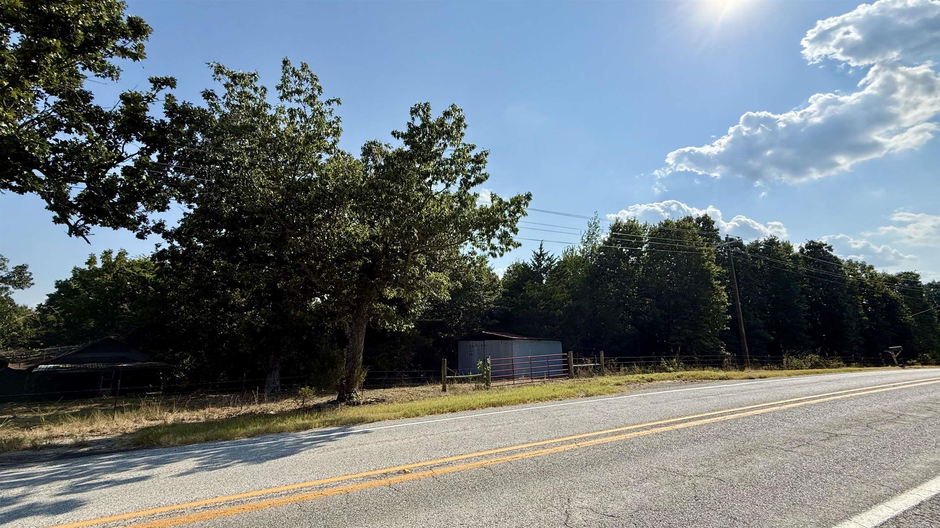 00 N 27  Marshall, AR