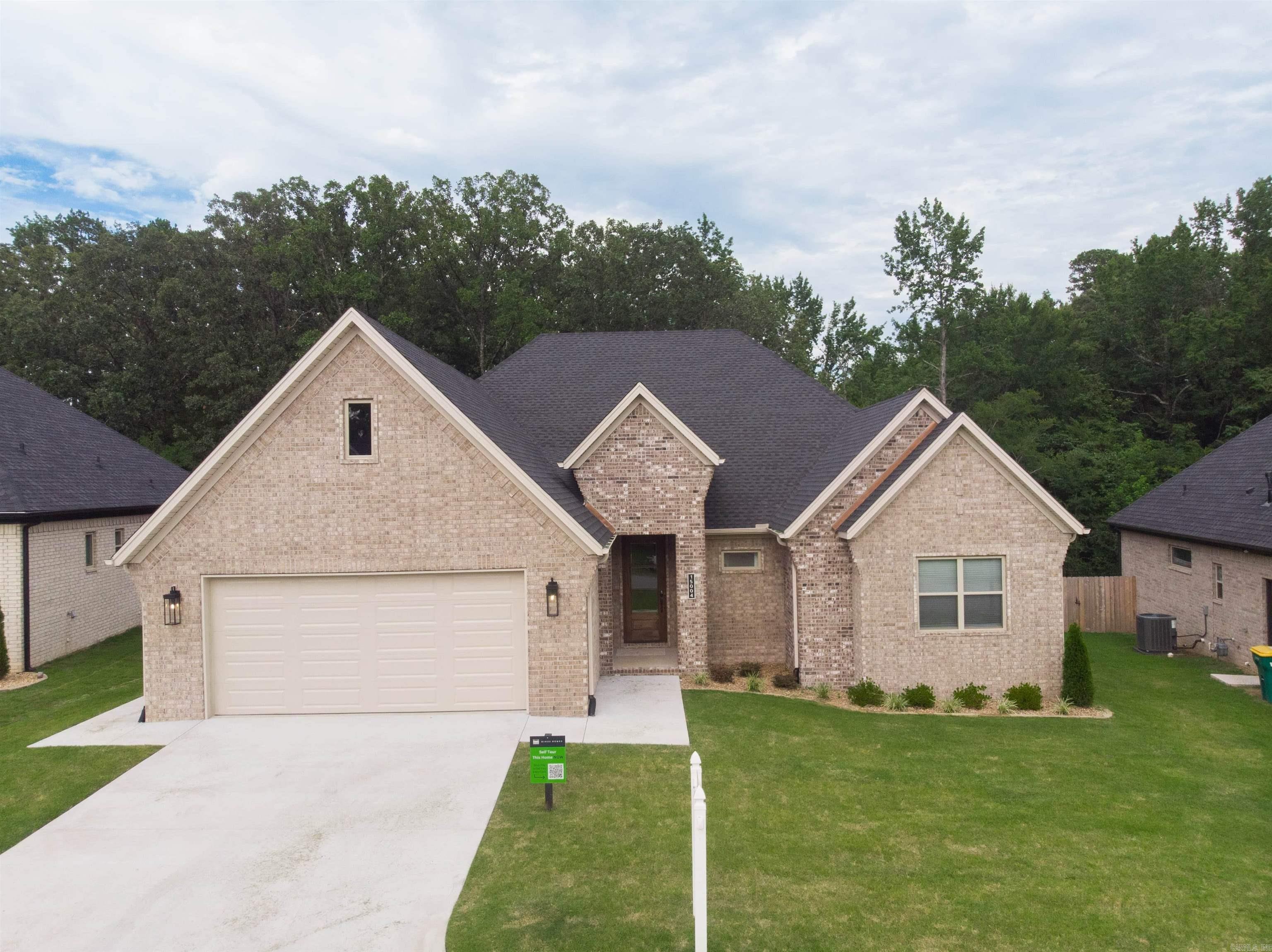 15004 Matterhorn  Maumelle, AR