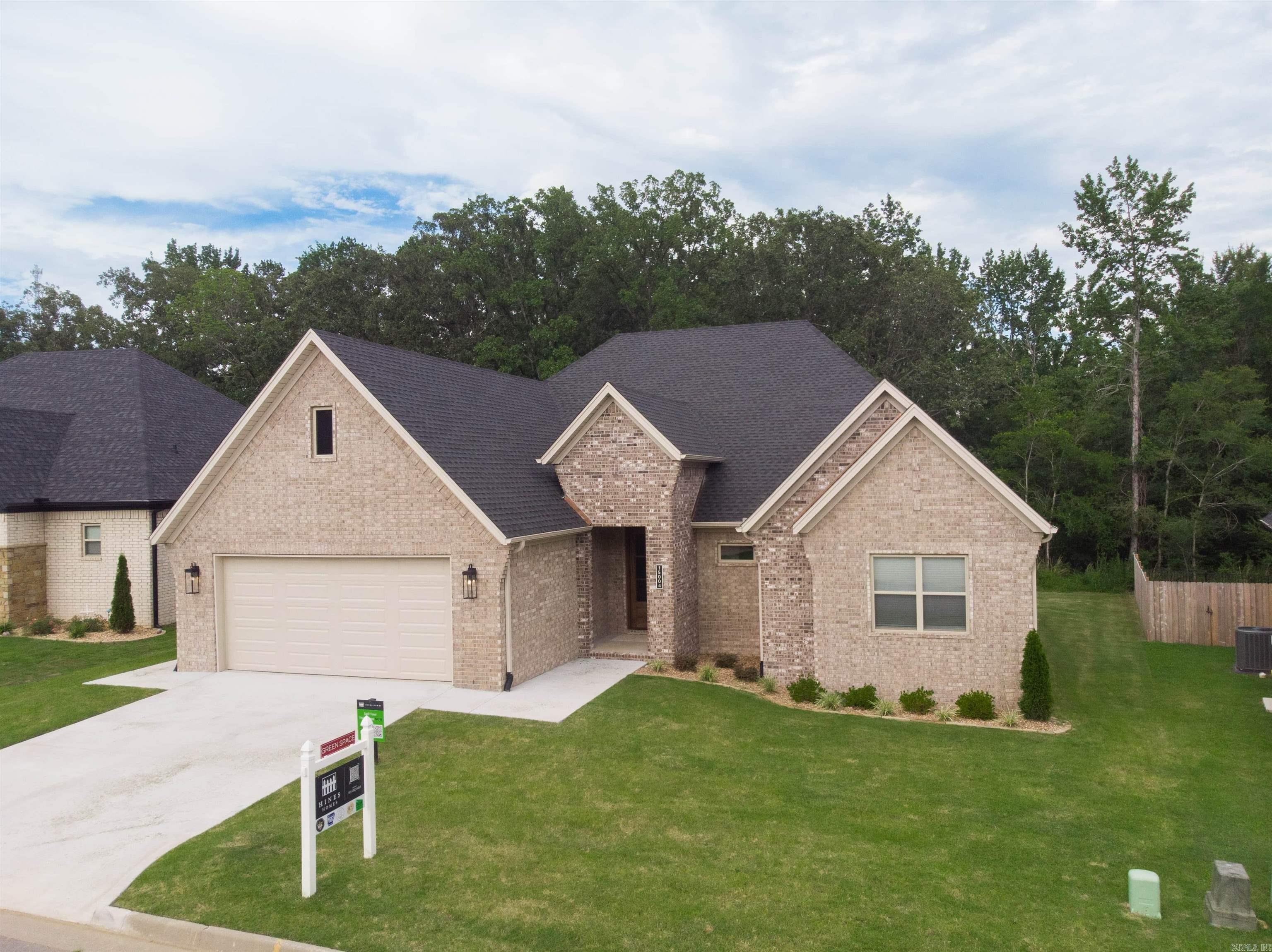 15004 Matterhorn  Maumelle, AR