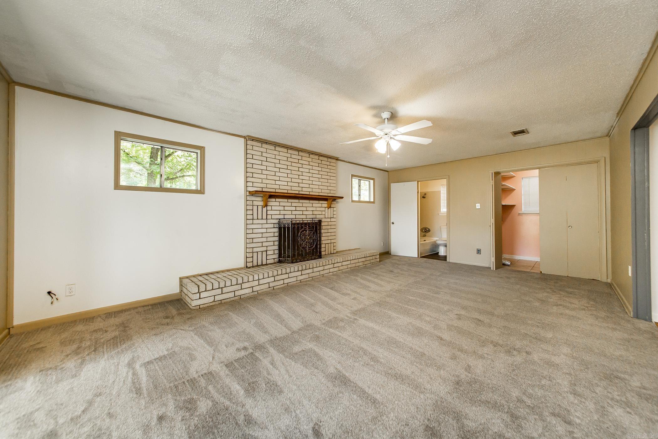 59 Wesley Dr  Sherwood, AR