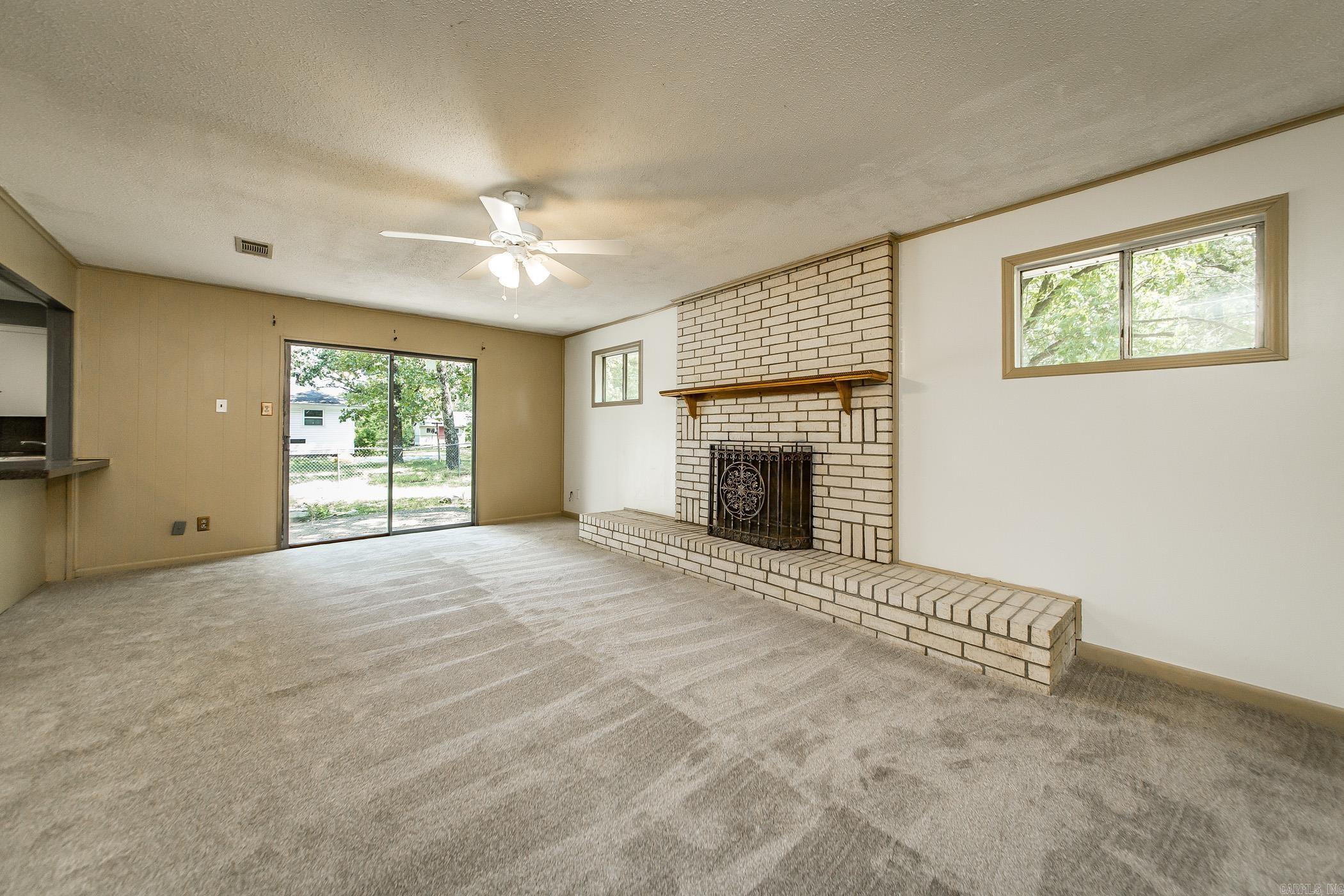 59 Wesley Dr  Sherwood, AR