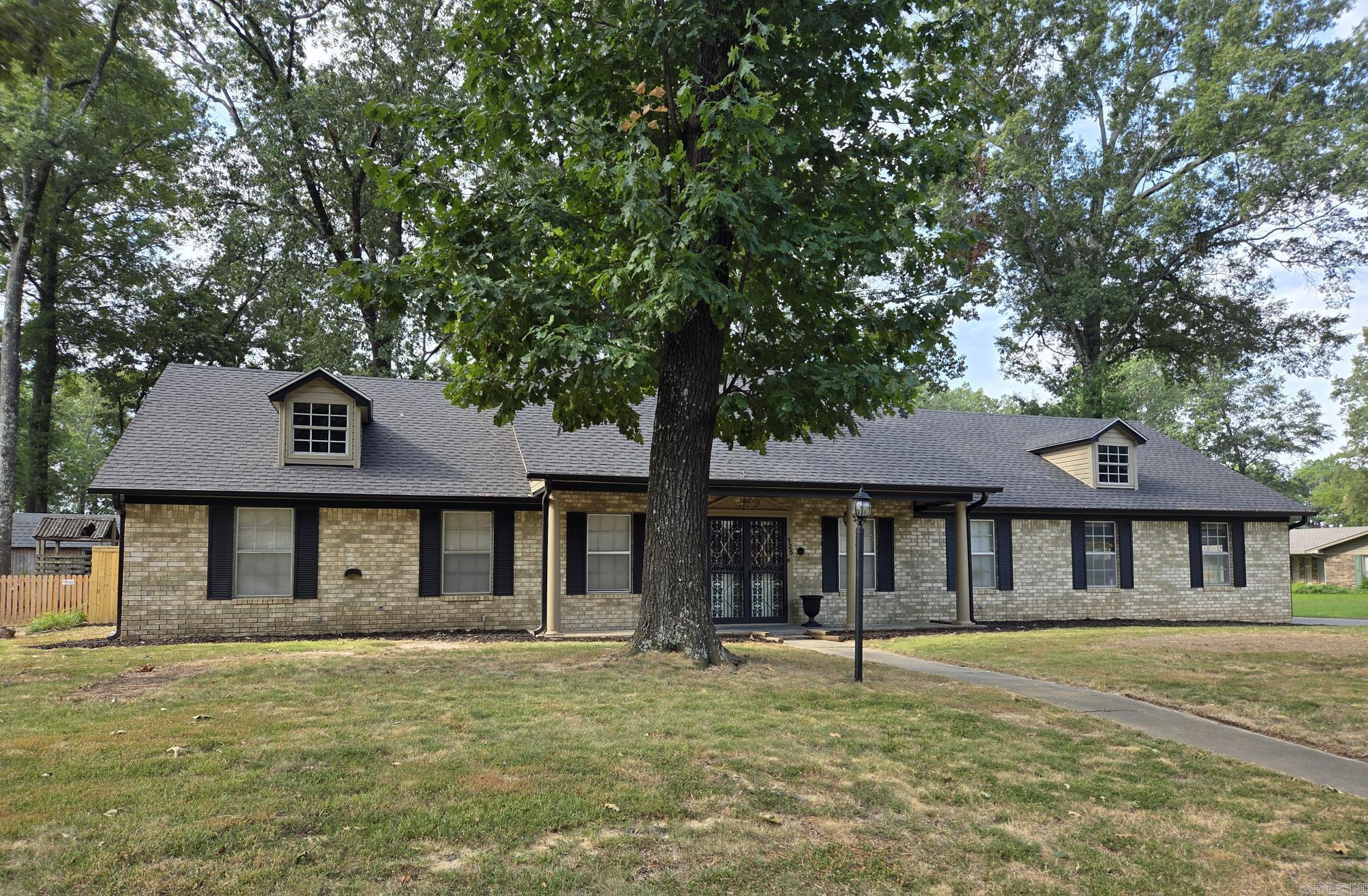 125 Choctaw  Searcy, AR