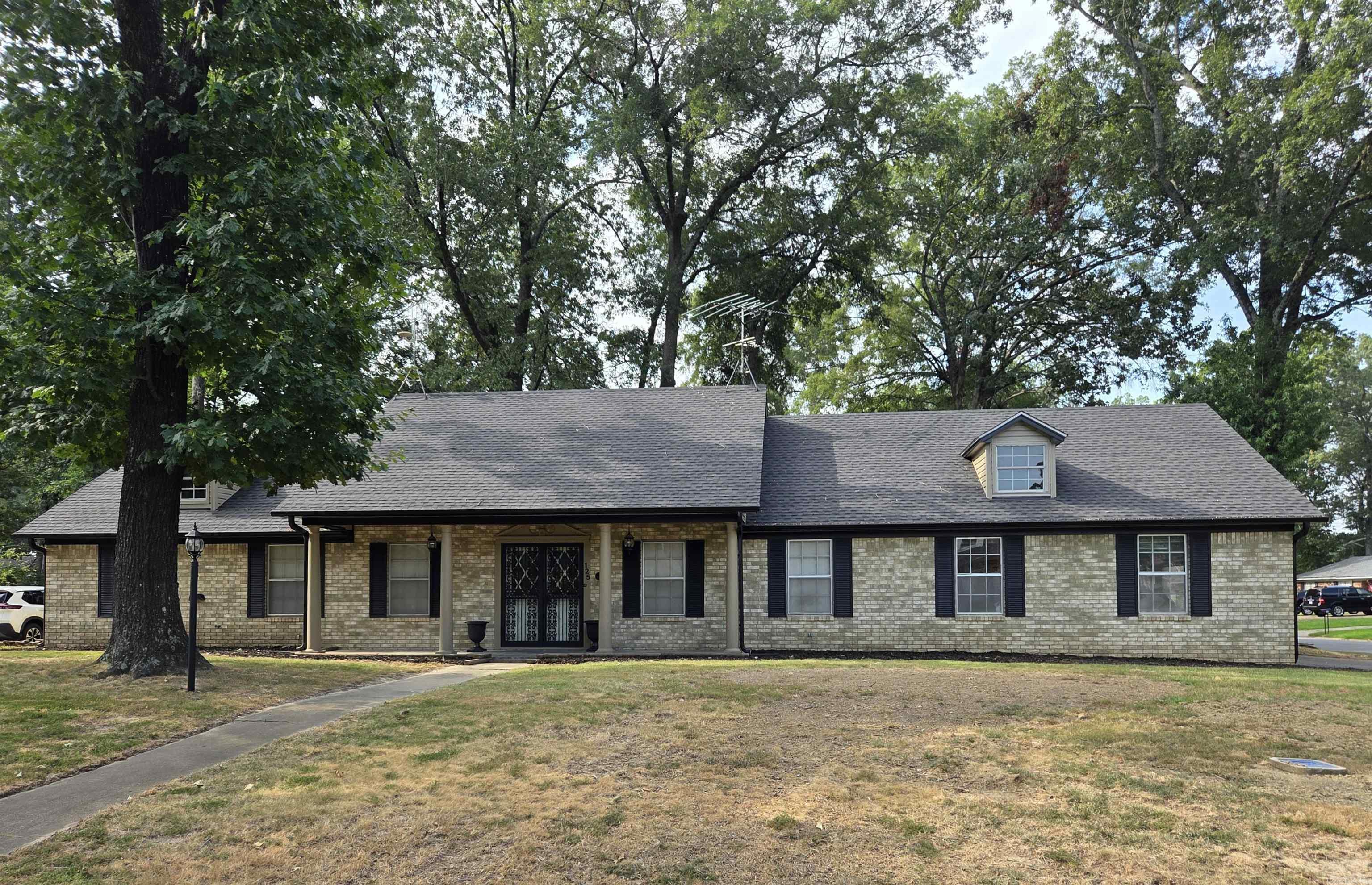 125 Choctaw  Searcy, AR
