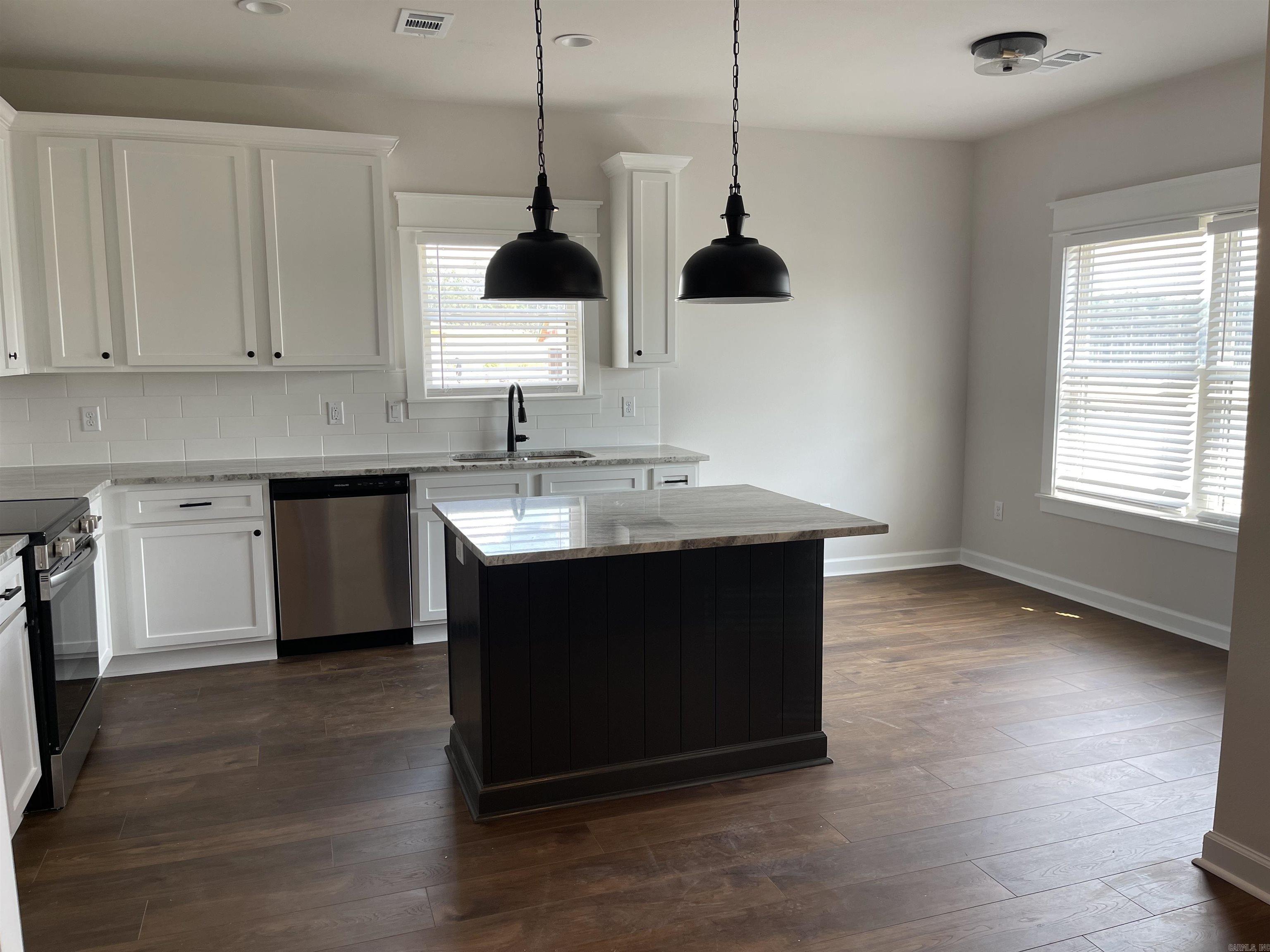 10699 W Miller Sardis  Bauxite, AR