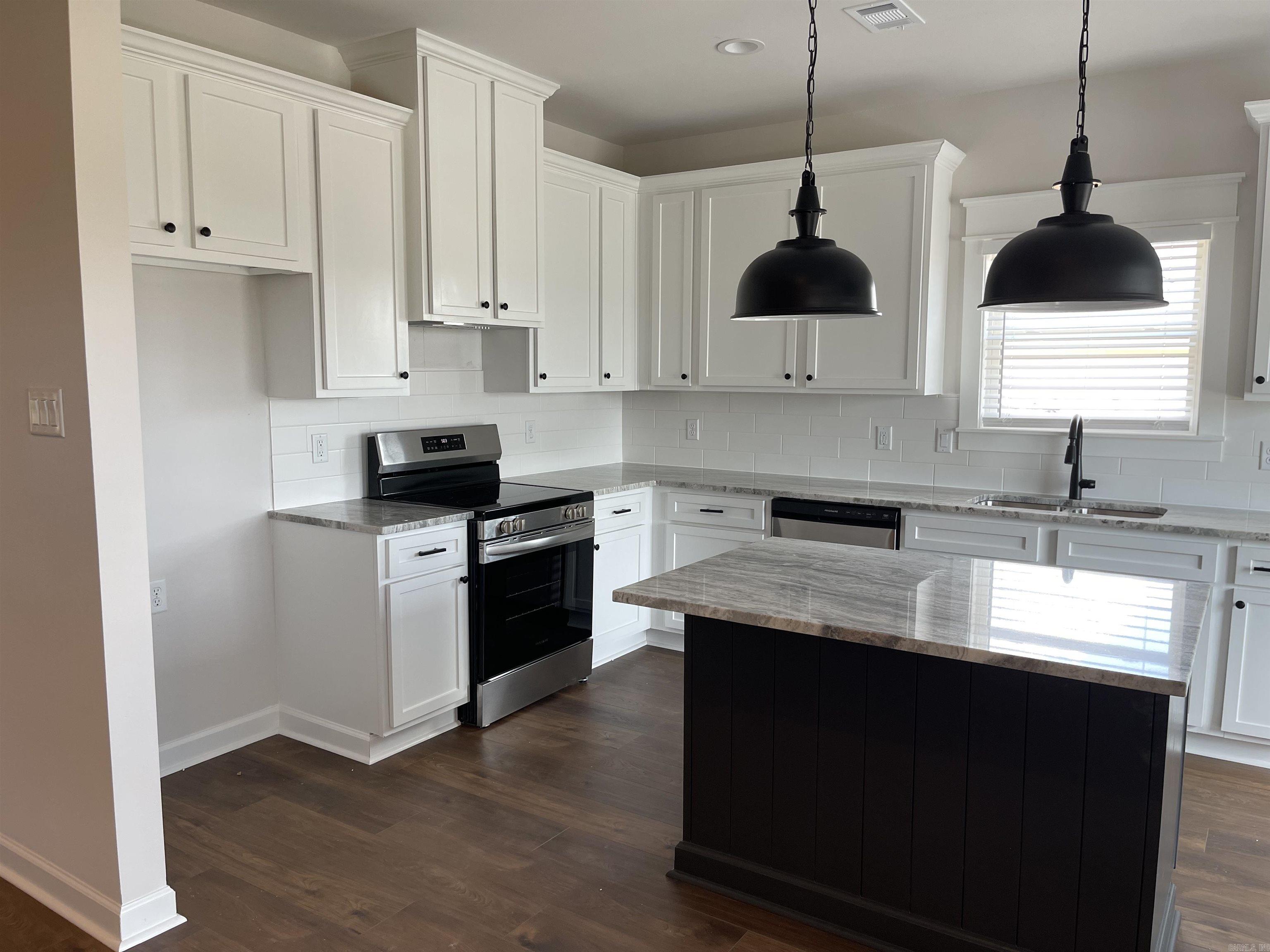 10699 W Miller Sardis  Bauxite, AR