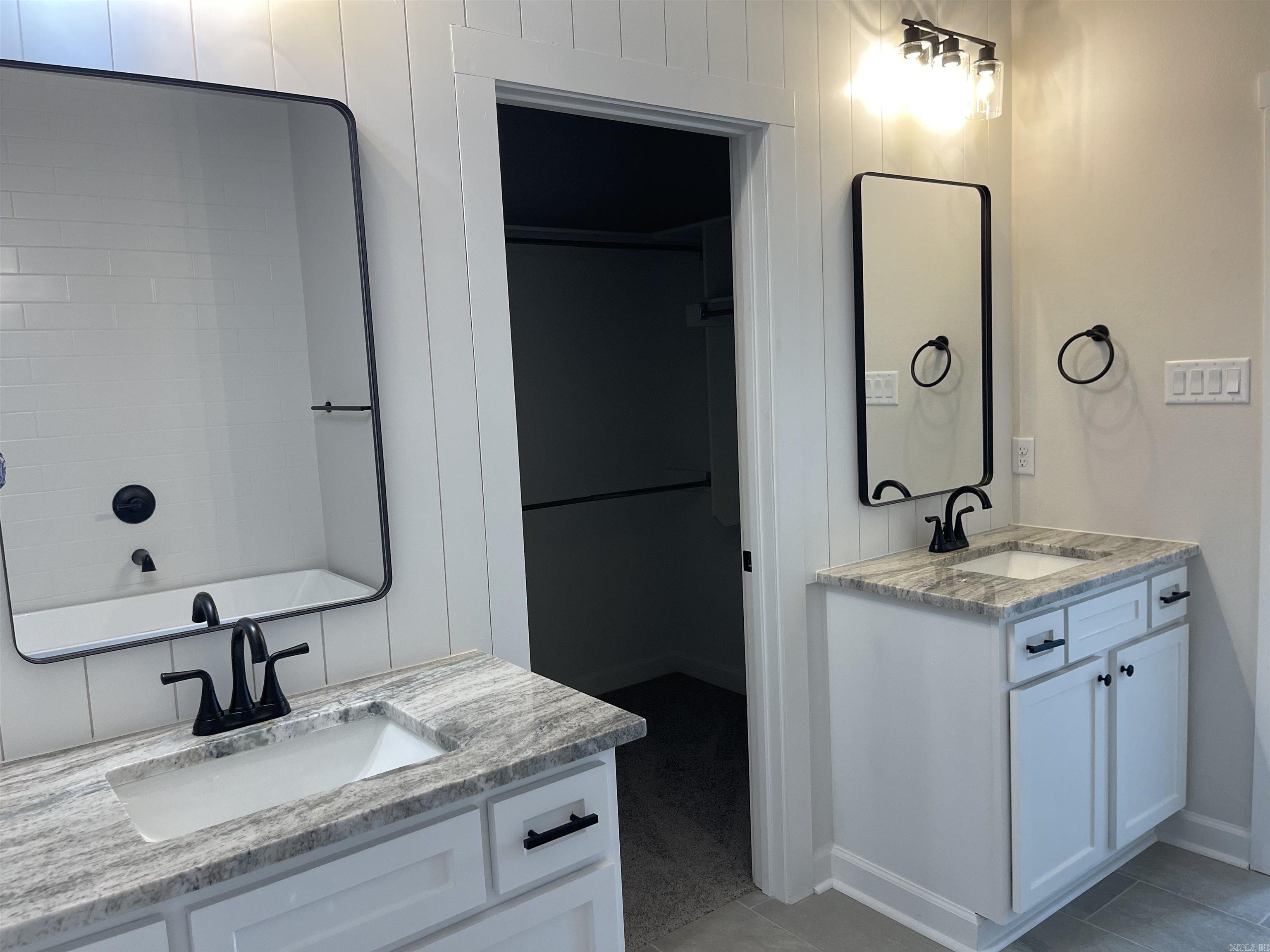 10699 W Miller Sardis  Bauxite, AR