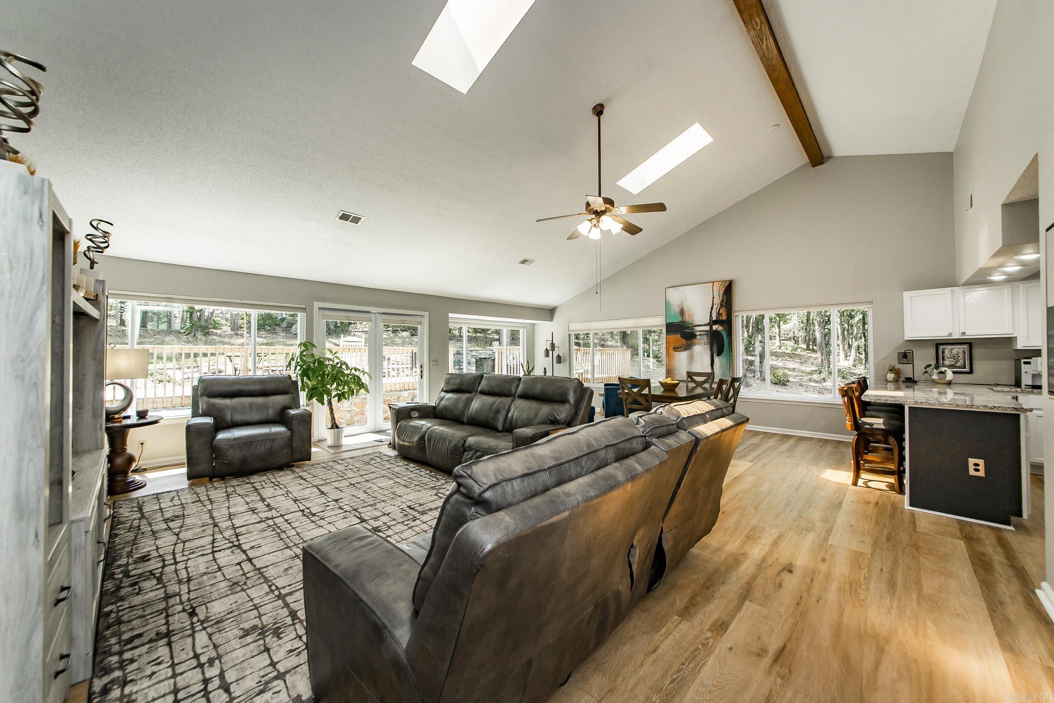 315 Mountain Ranch Dr. Fairfield Bay, AR 72088