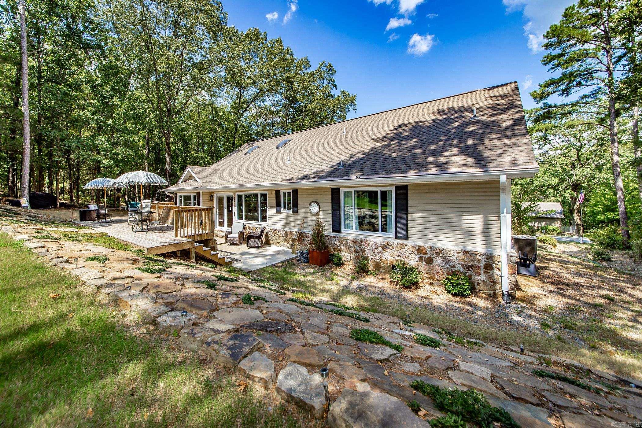 315 Mountain Ranch Dr. Fairfield Bay, AR 72088