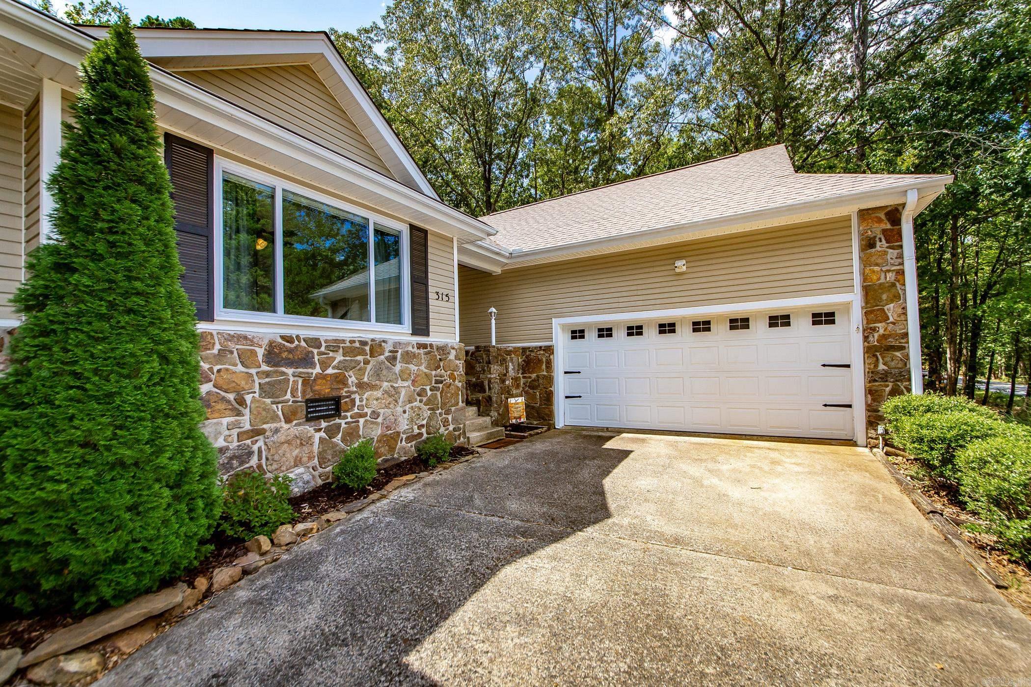 315 Mountain Ranch Dr. Fairfield Bay, AR 72088